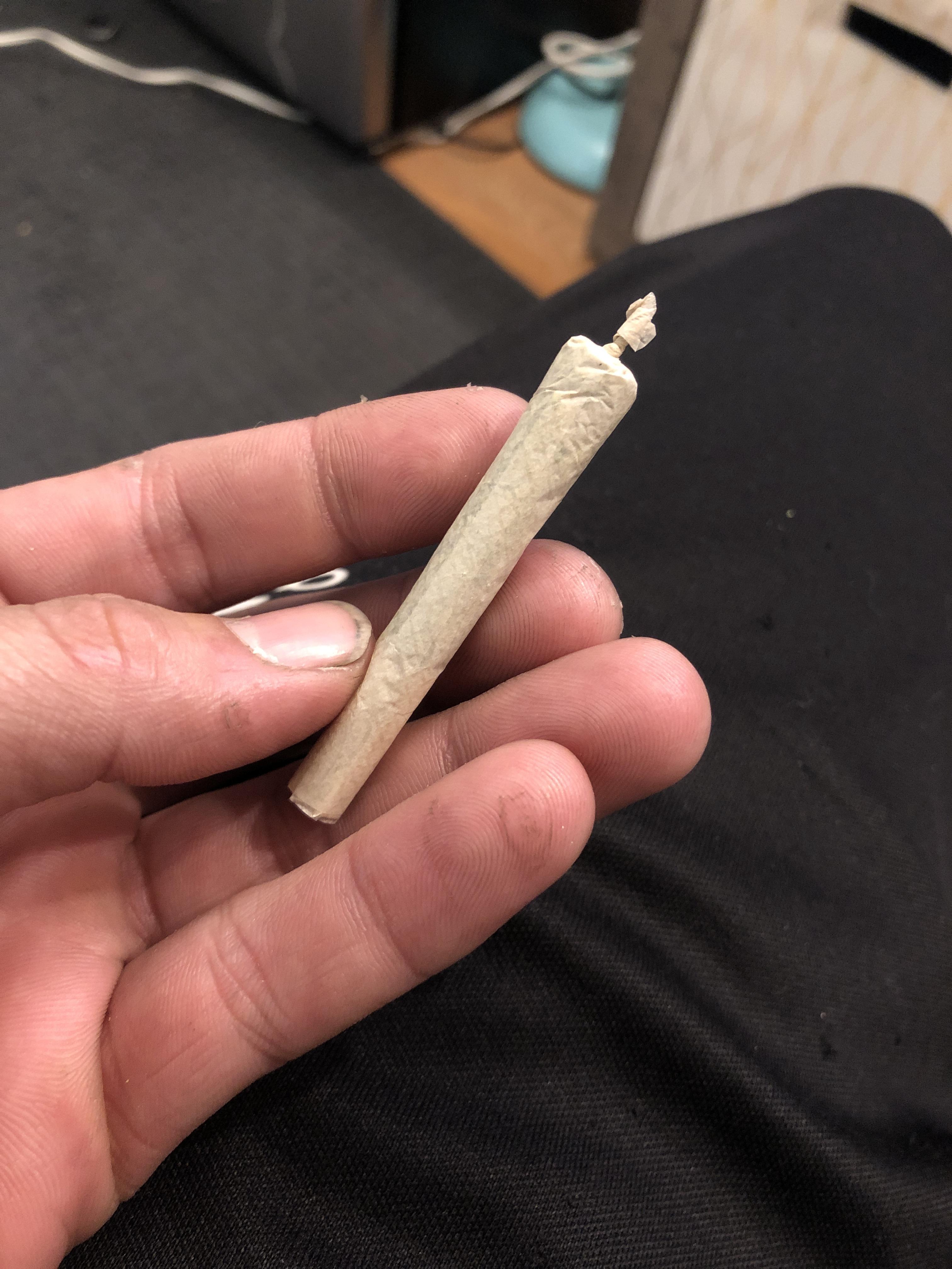 Post work pinner🤙🏼 r/weed