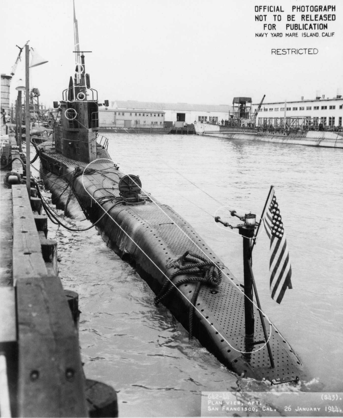 Gatoclass submarine USS Shad (SS235) at Bethlehem Shipbuilding in San
