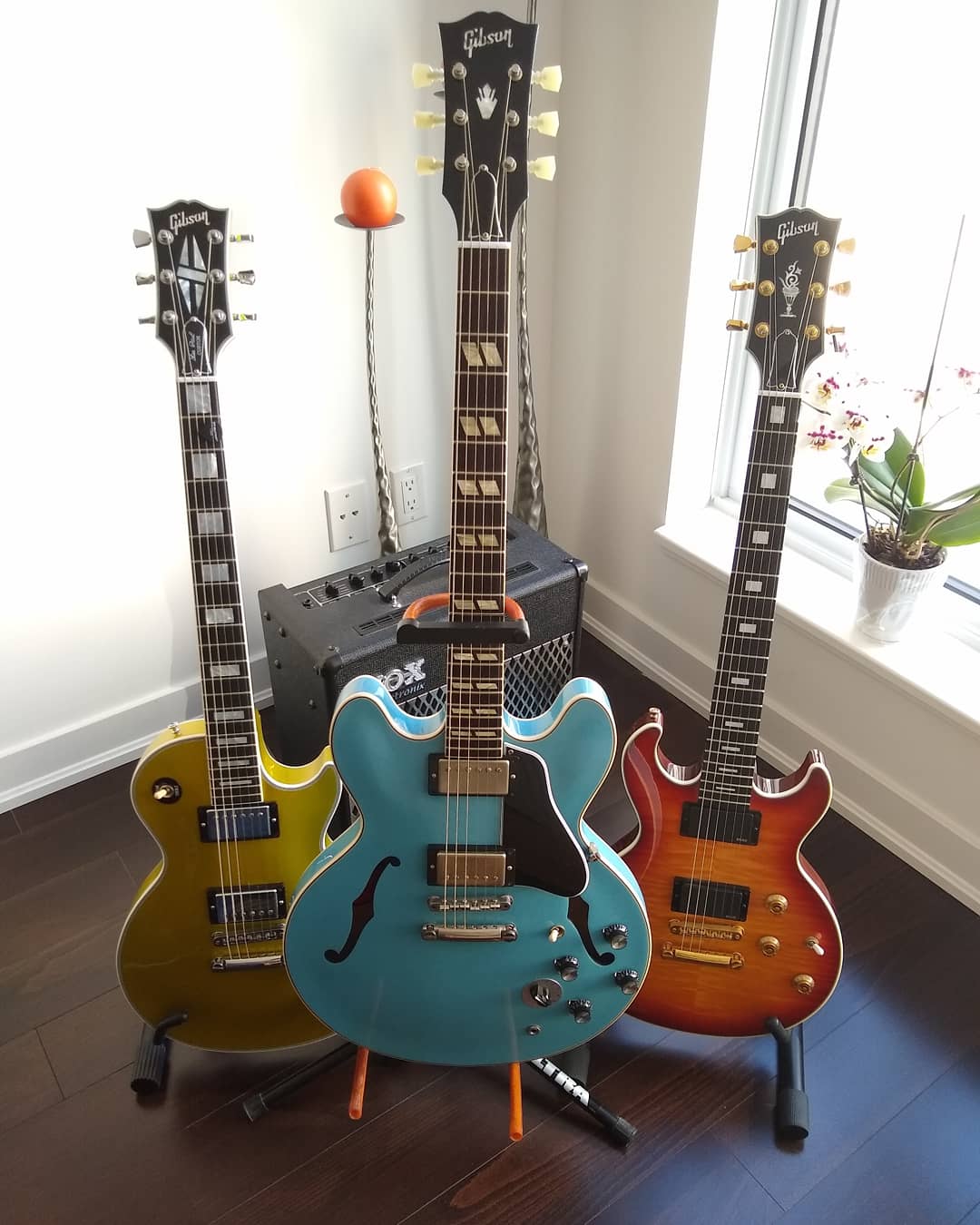 Who needs toilet paper when you've got these? 🧻🧻🧻😝🤘 r/guitars