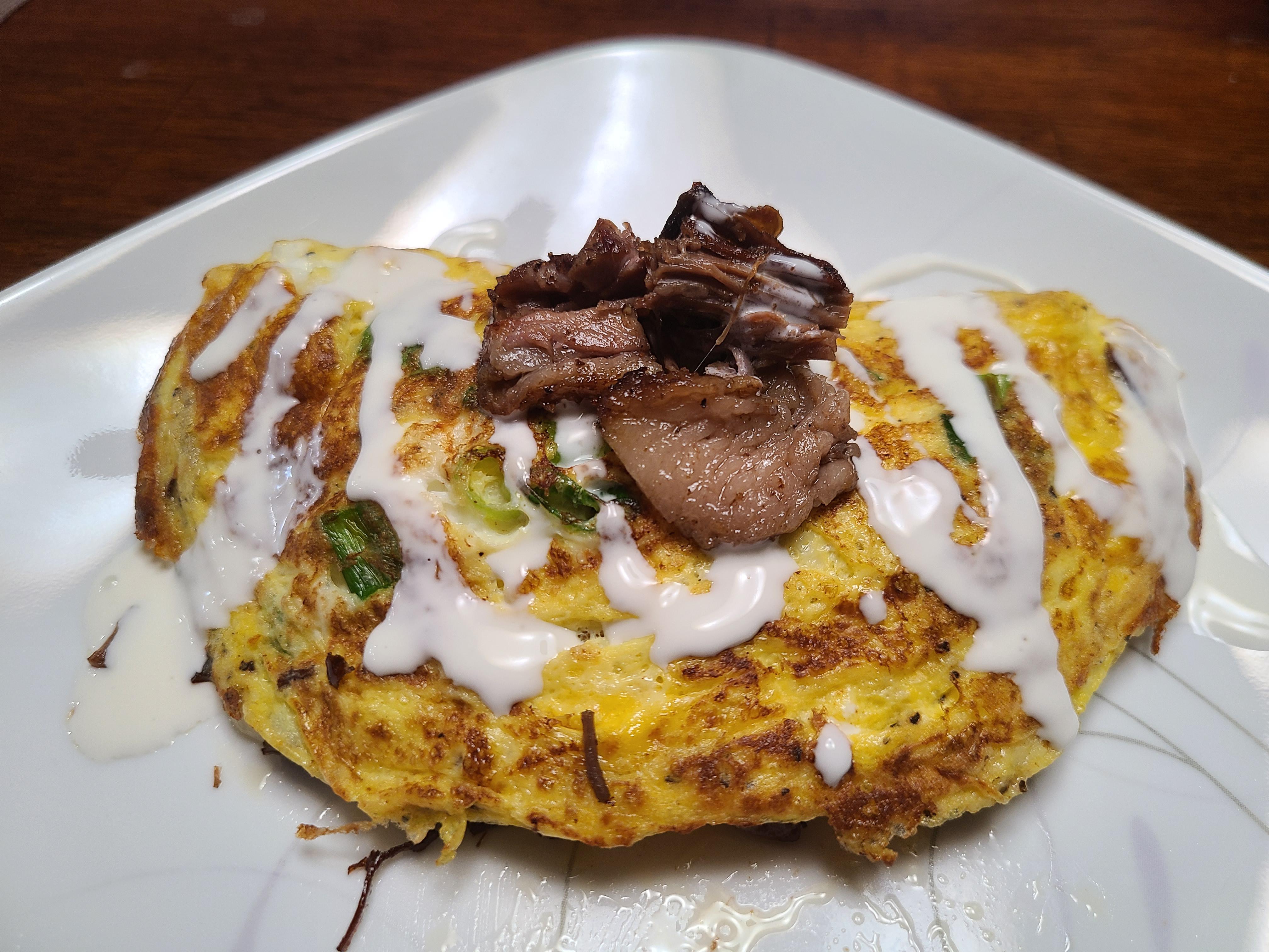 [Homemade] Smoked Brisket Omelette r/food