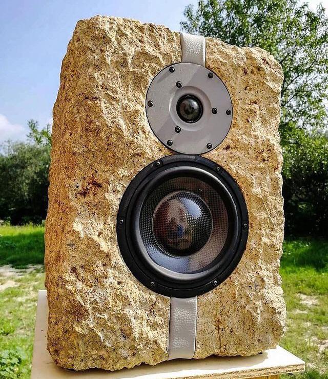 Speaker of Stone Indestructible, best suited for Rock and Roll. +100