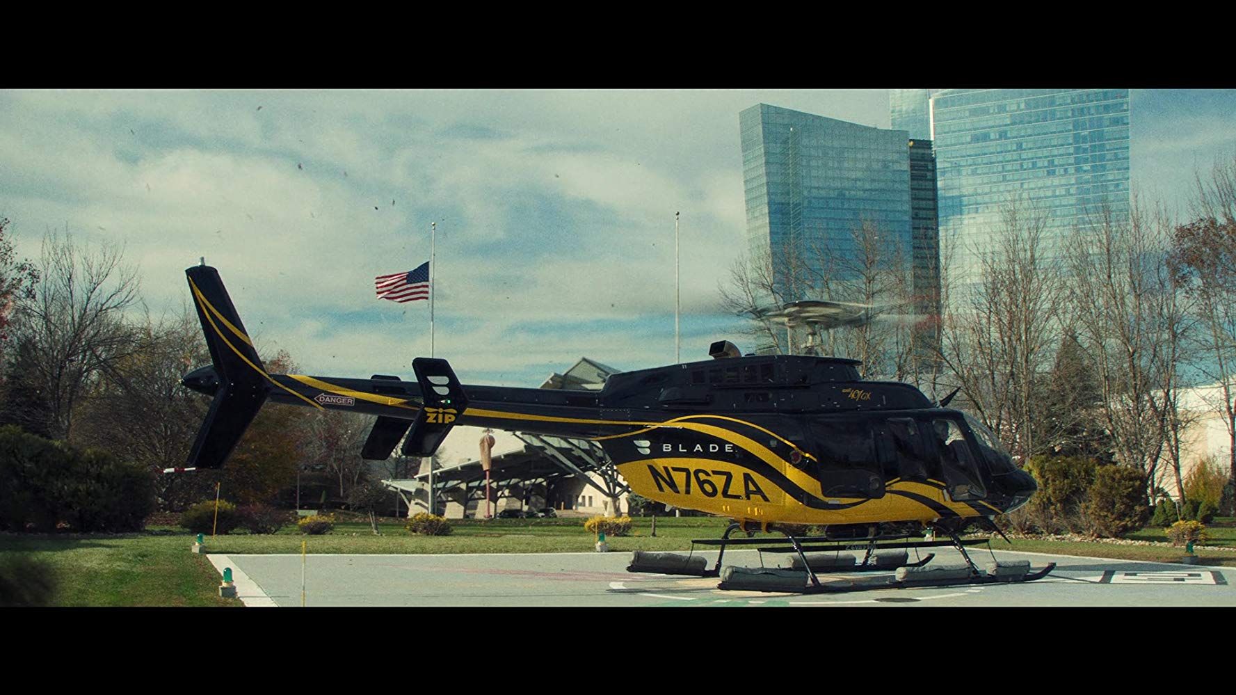 Uncut Gems Cast Helicopter Pilot Funny Cats