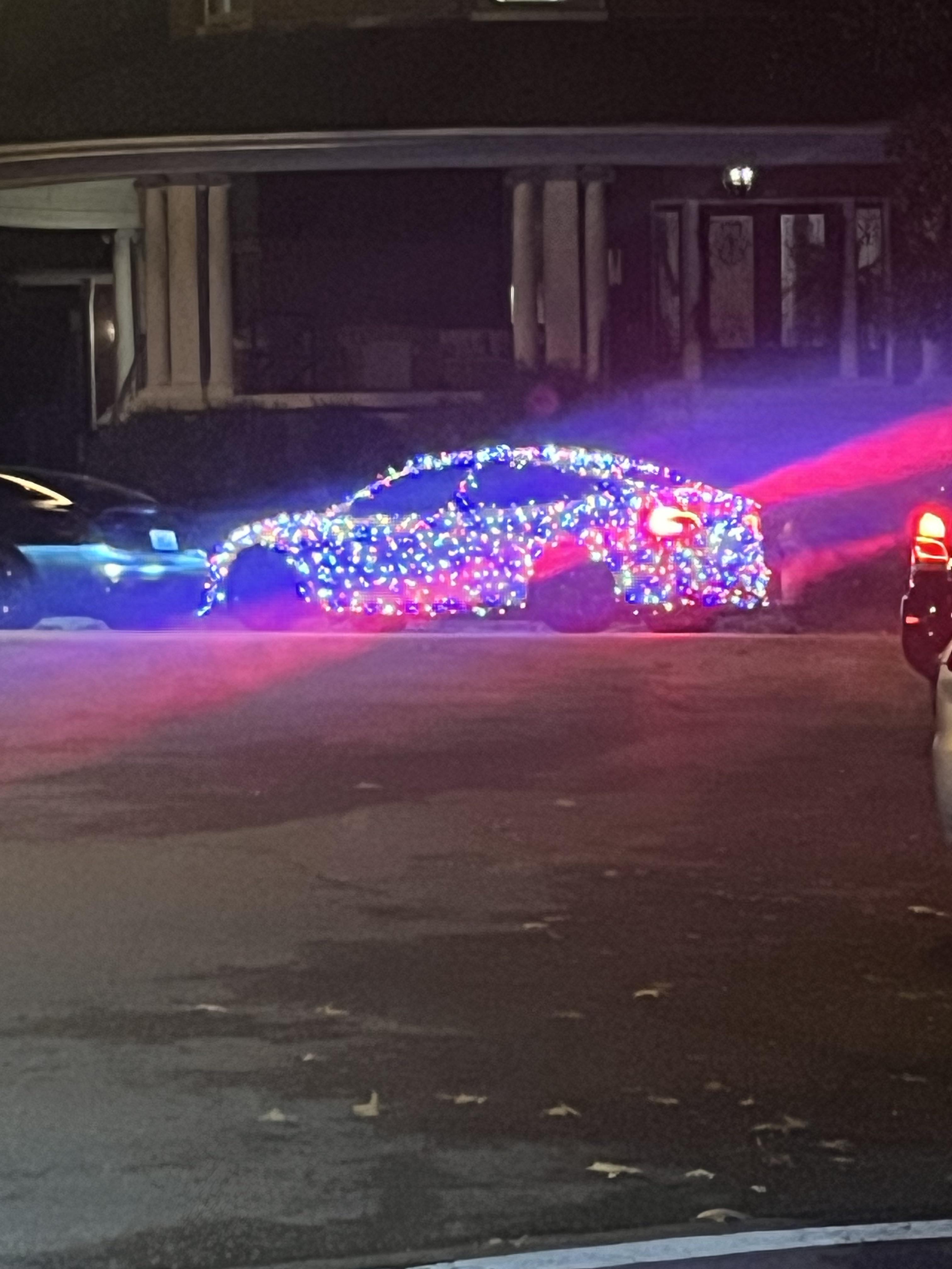 Props to the Clark Griswold driving around the Highlands tonight. r