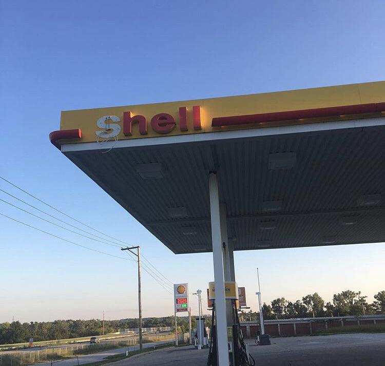 Gas Station in Nebraska. r/mildlyinteresting
