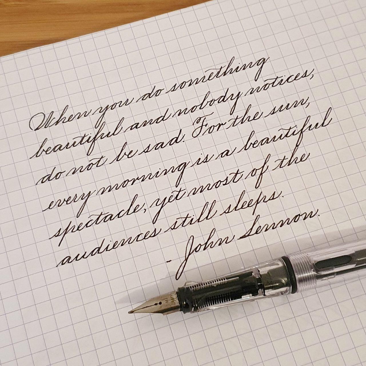 It’s 2021, anyone still interested in cursive? 😉 r/Handwriting