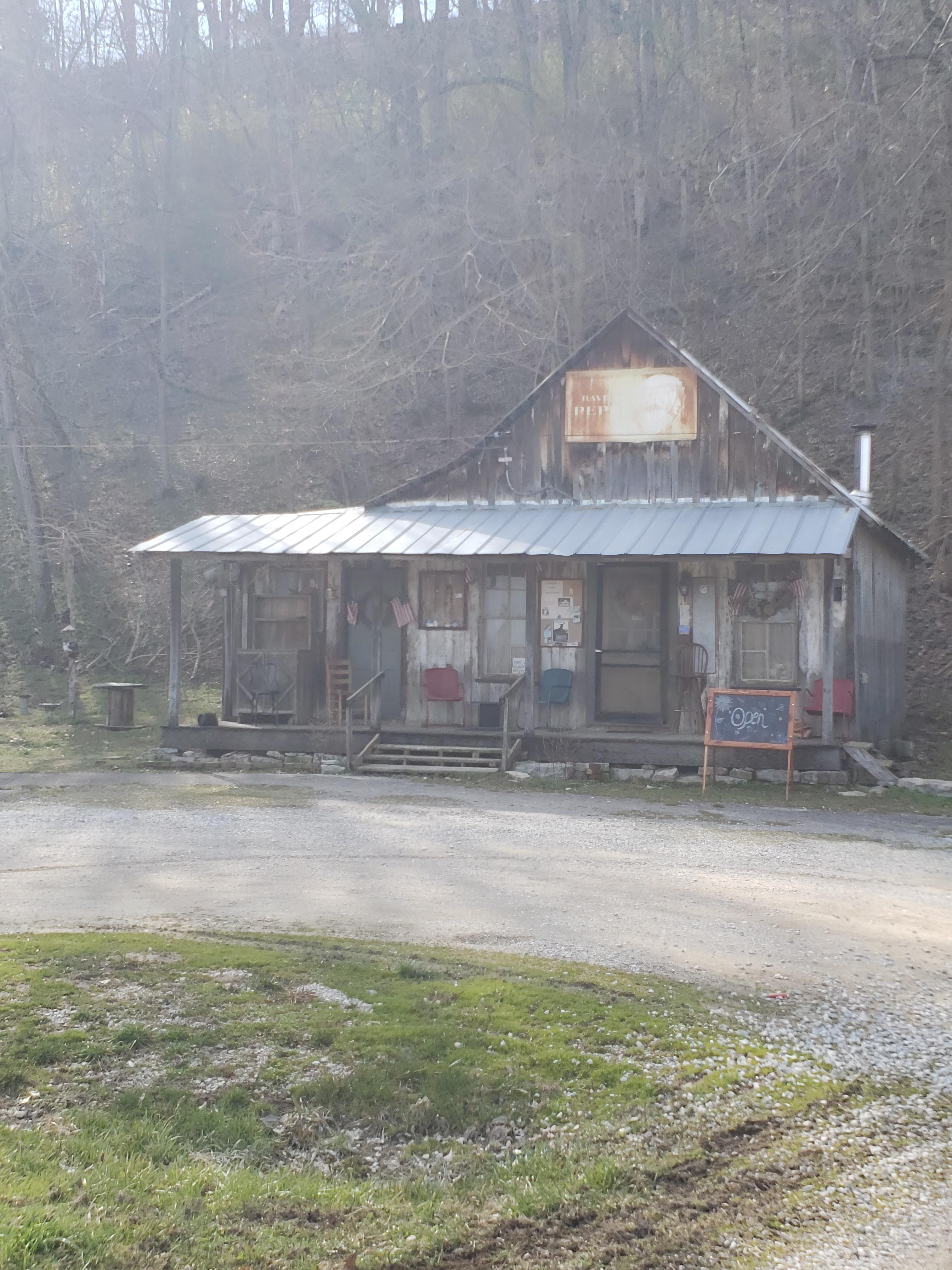 Penn's Store Gravel Switch, KY. The oldest country store in America