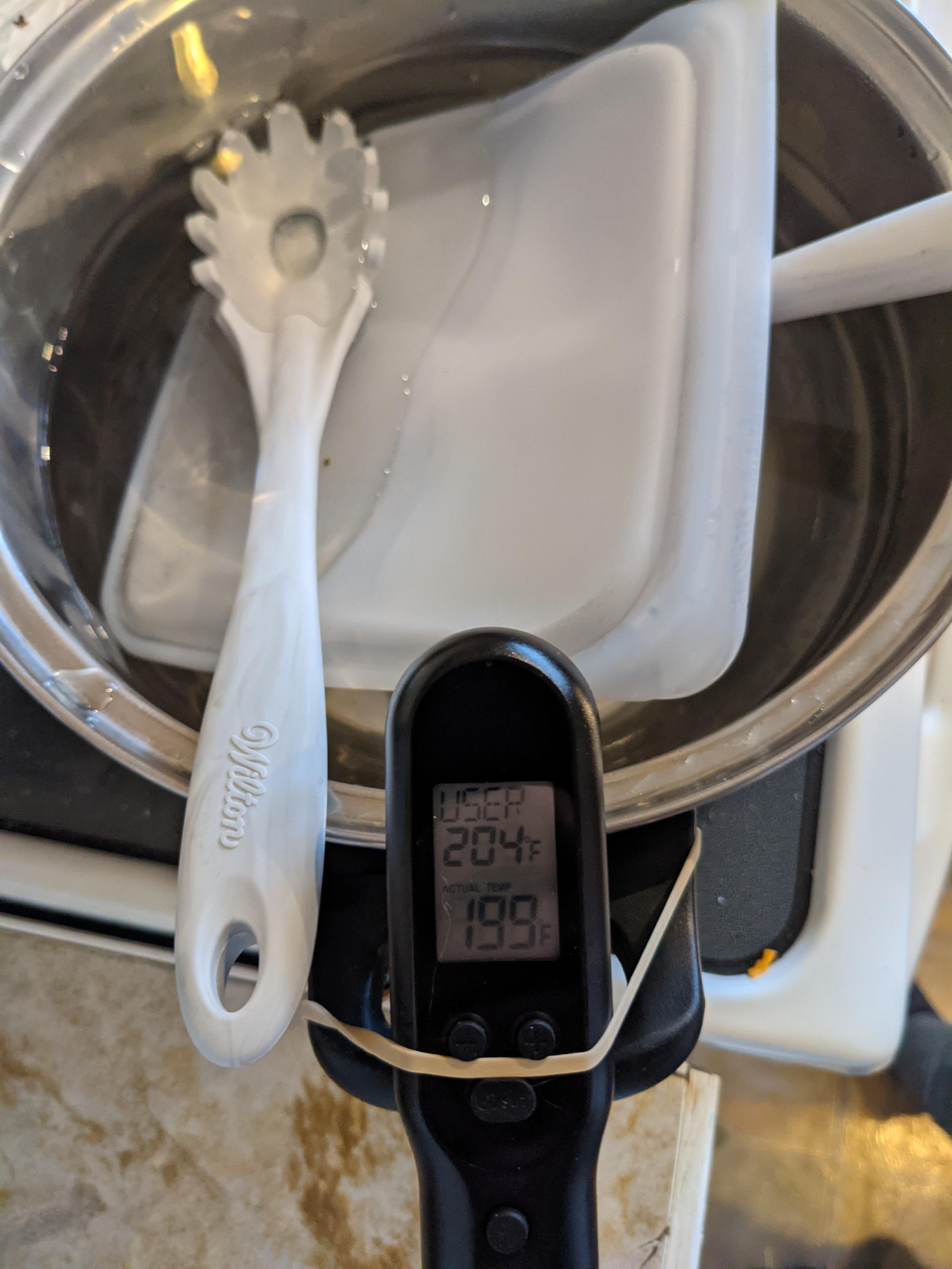 Ghetto Stove Top Sous Vide with Stasher Bag ( 40 minutes in ) r/SousWeed