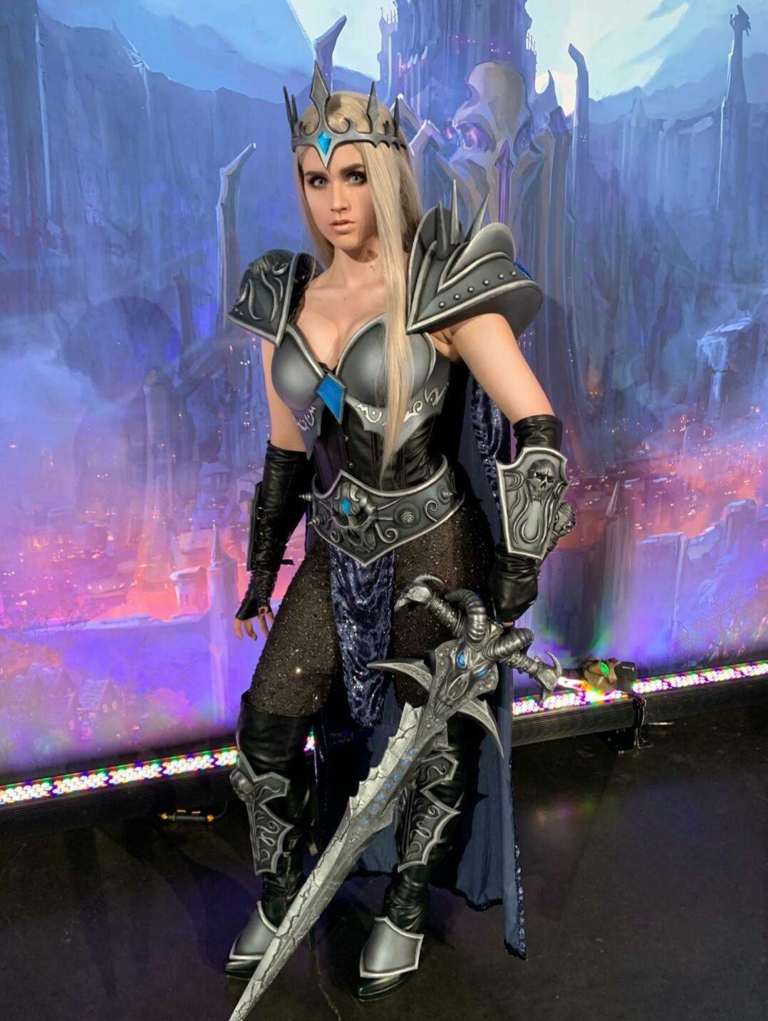 [self] Evil Arthas (Lich King) cosplay from Warcraft by Adeline Frost