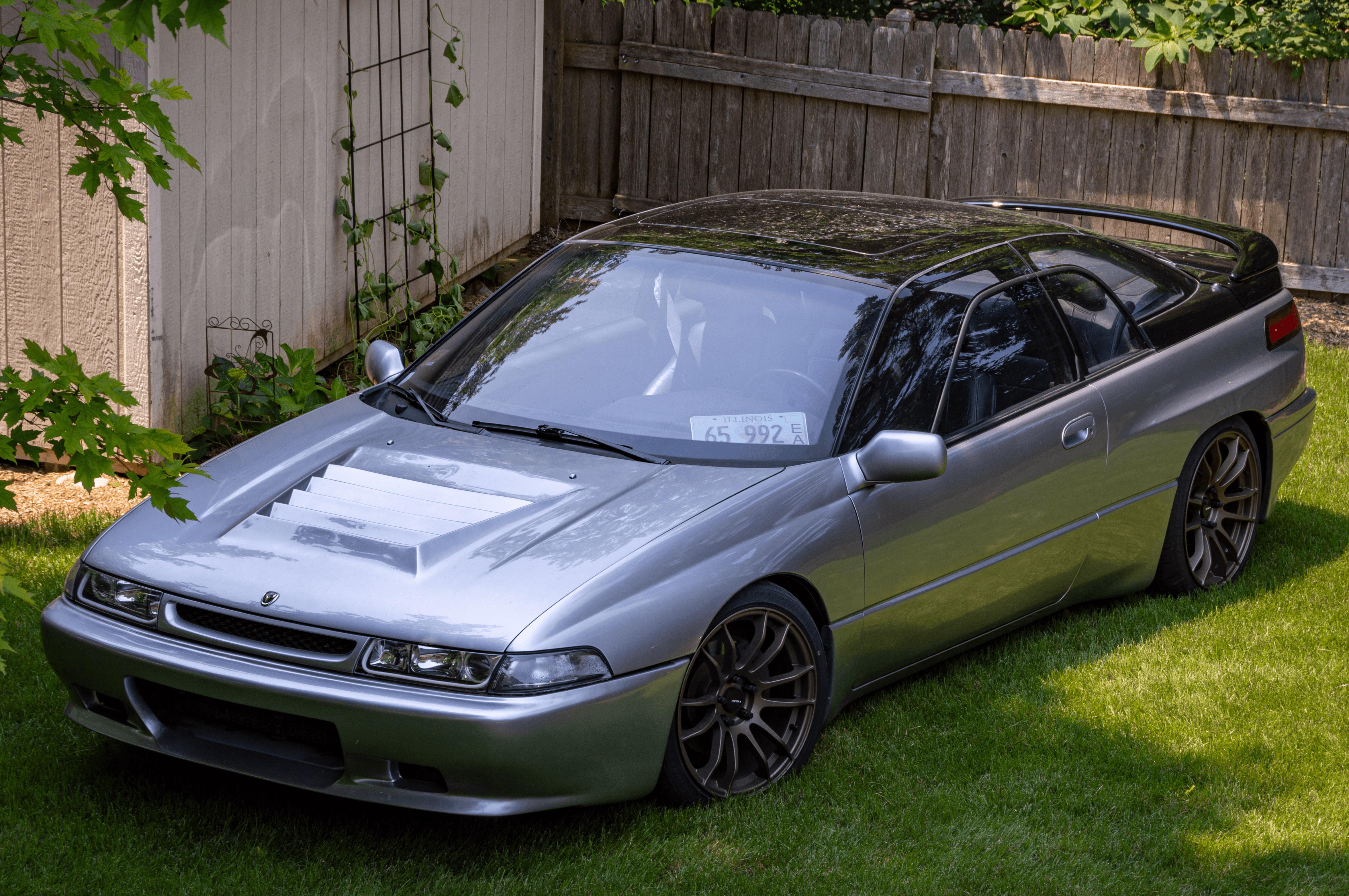 SVX or ALCYONE SUBARU