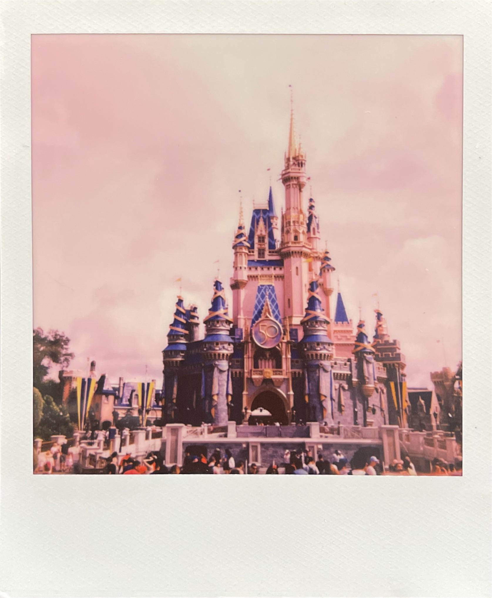 Had so much fun brining my Polaroid to Disney! This is my absolute