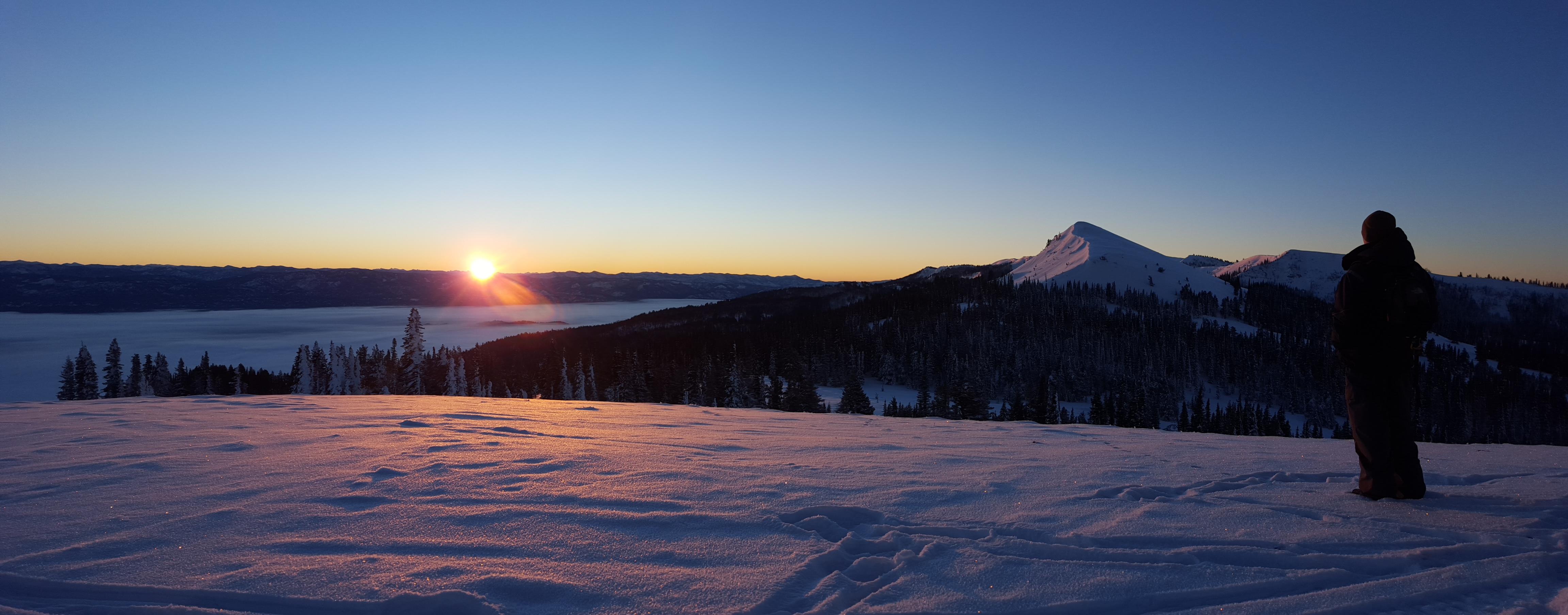 Sunrise in Idaho [4608 x 1808] r/EarthPorn