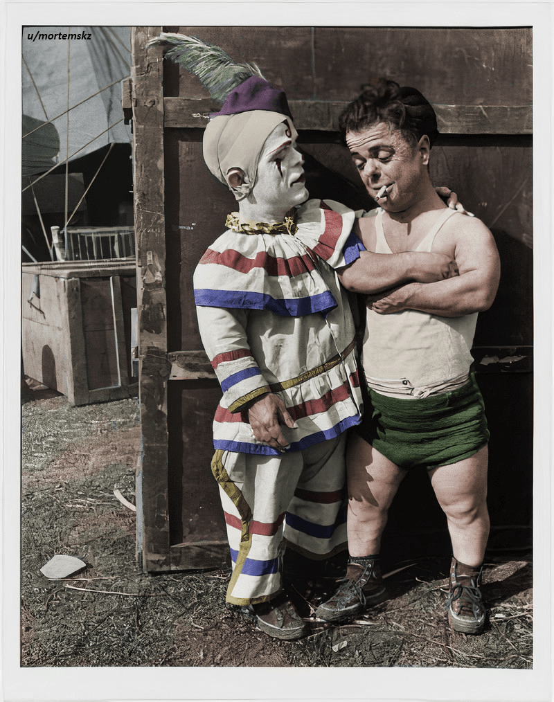 Midget Clowns