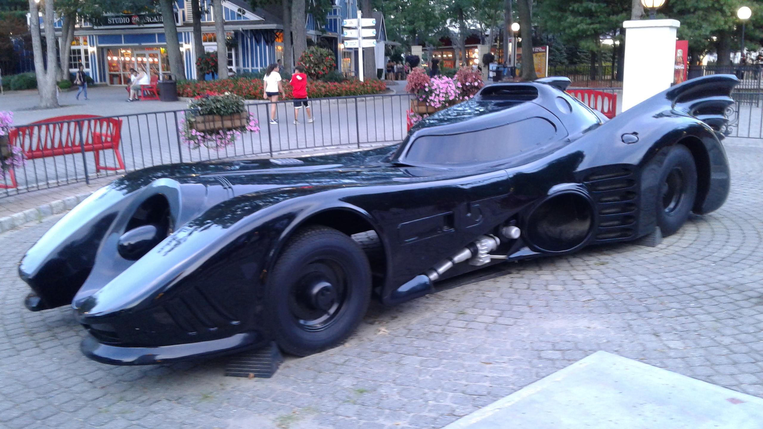 Burton Batmobile sideview (SixFlags) r/batman