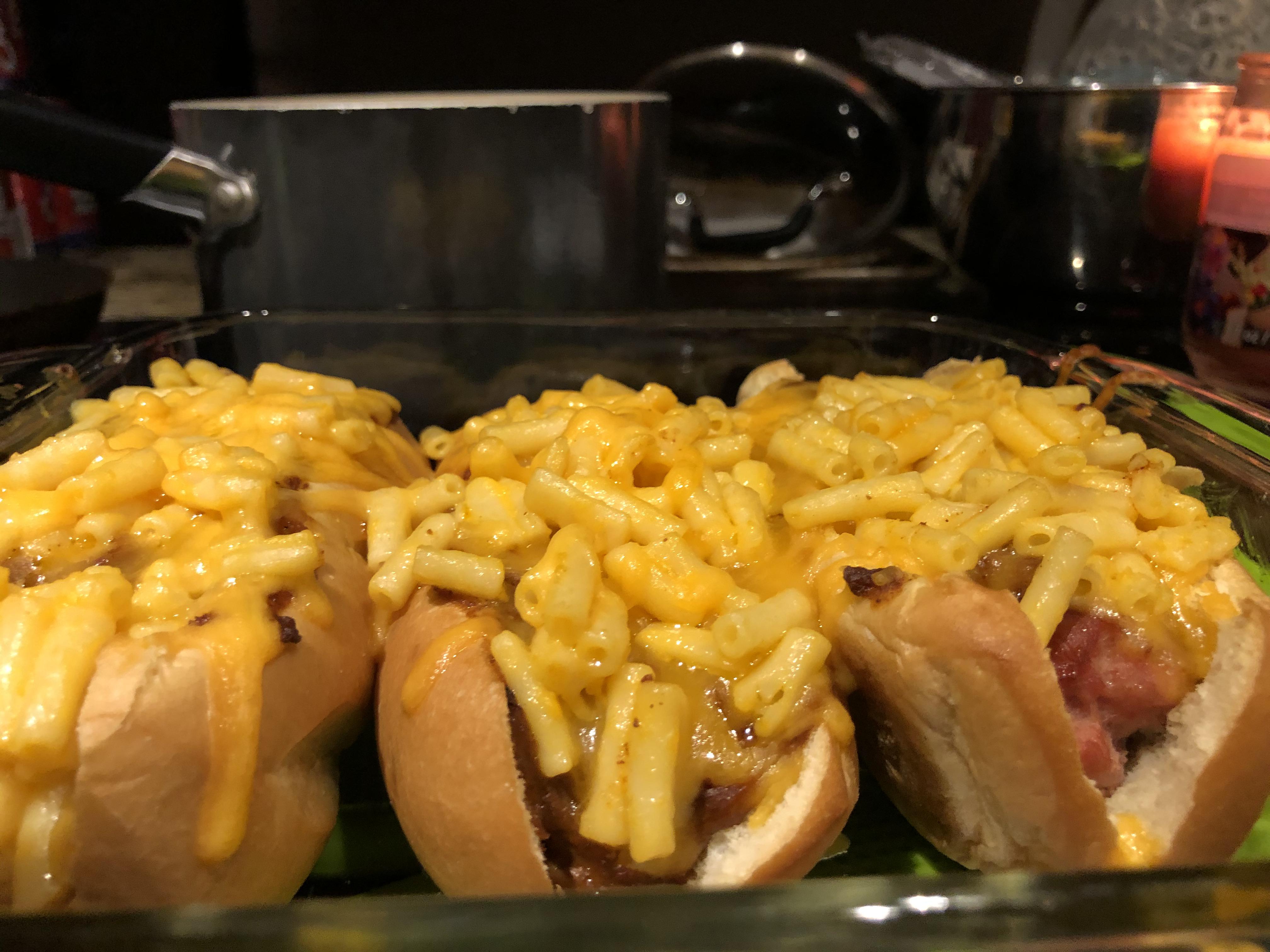 Mac and cheese chili dogs r/shittyfoodporn