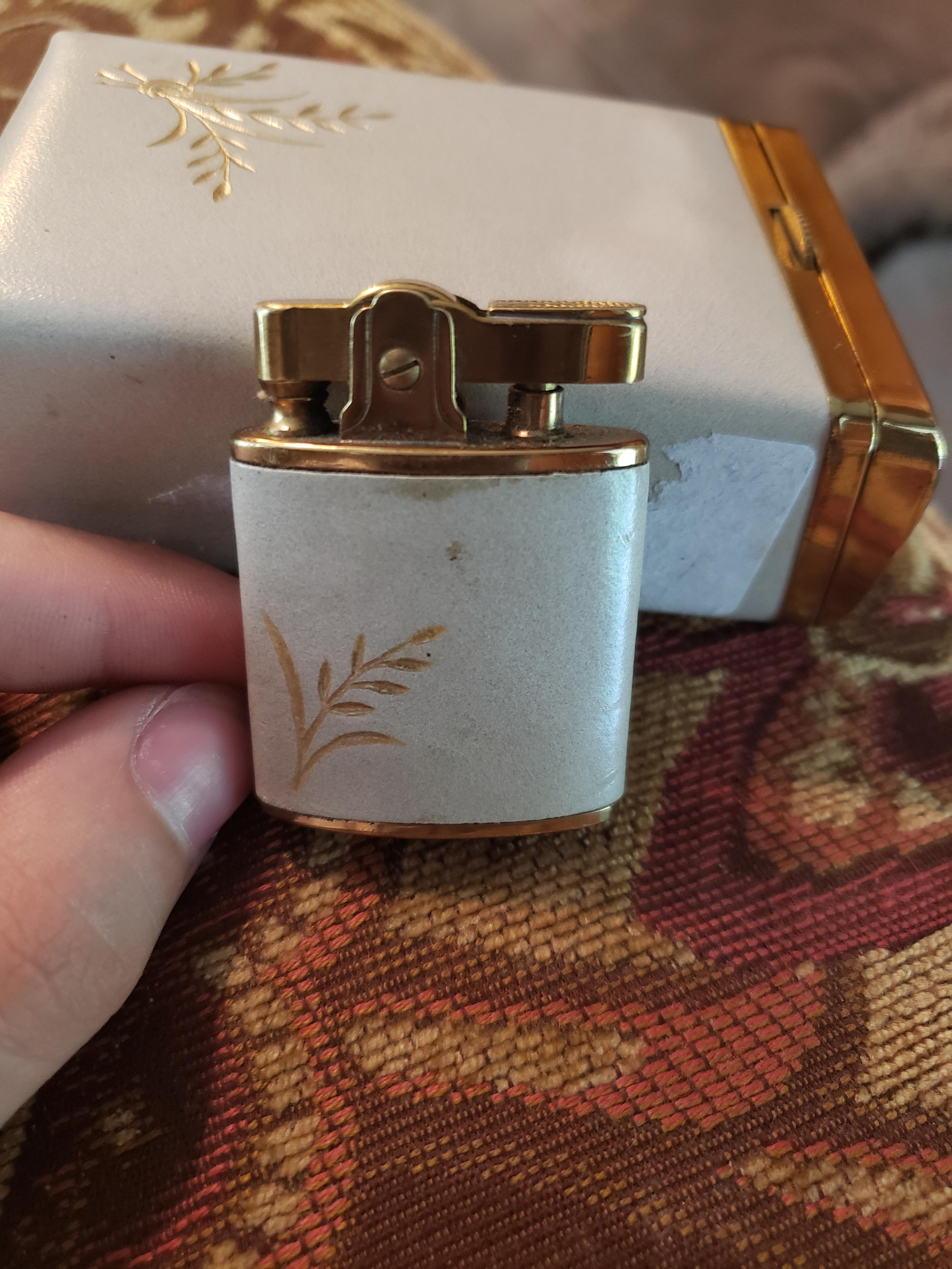 I have a vintage buxton japan lighter and I need some help replacing