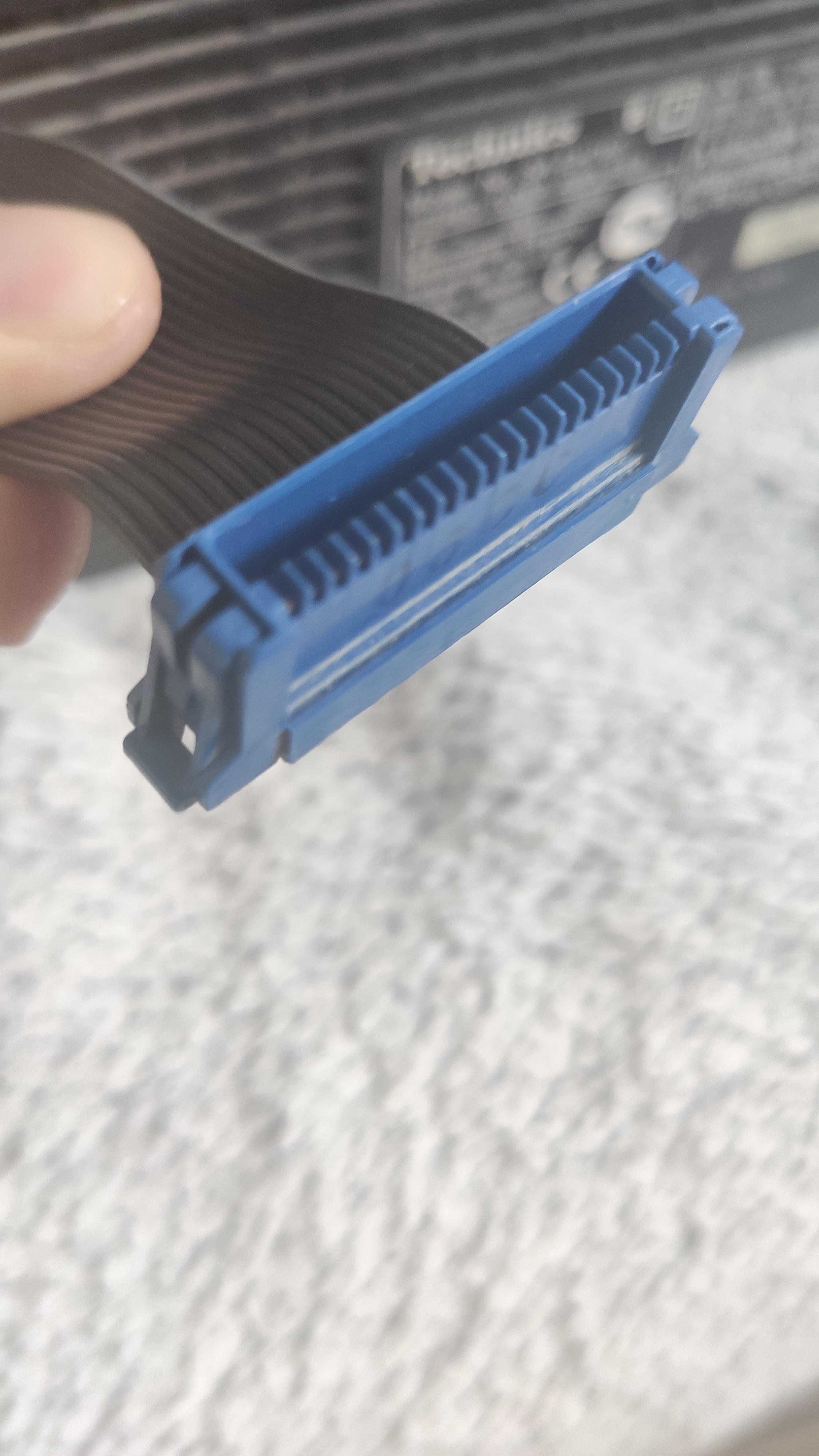 Does anyone know this connector? Old Technics SA760SH 20pin AWG26 ribbon cable r/AskElectronics