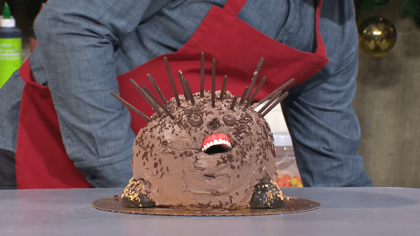 Eddie Murphy's Sonic the Hedgehog Cake from last weeks SNL (link in comments) retrogaming