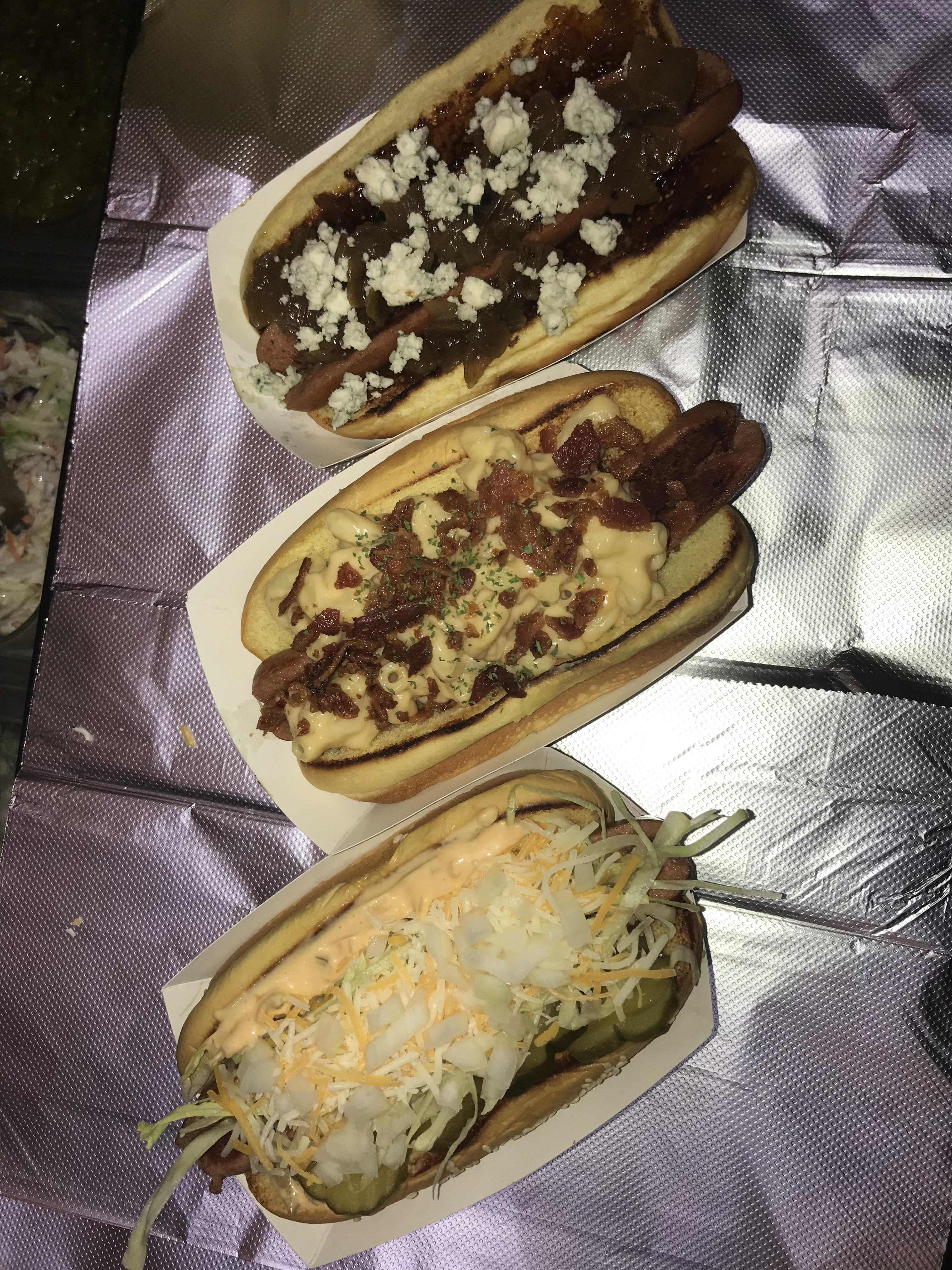 Round two of hot dogs... names/recipes in comments r/hotdogs