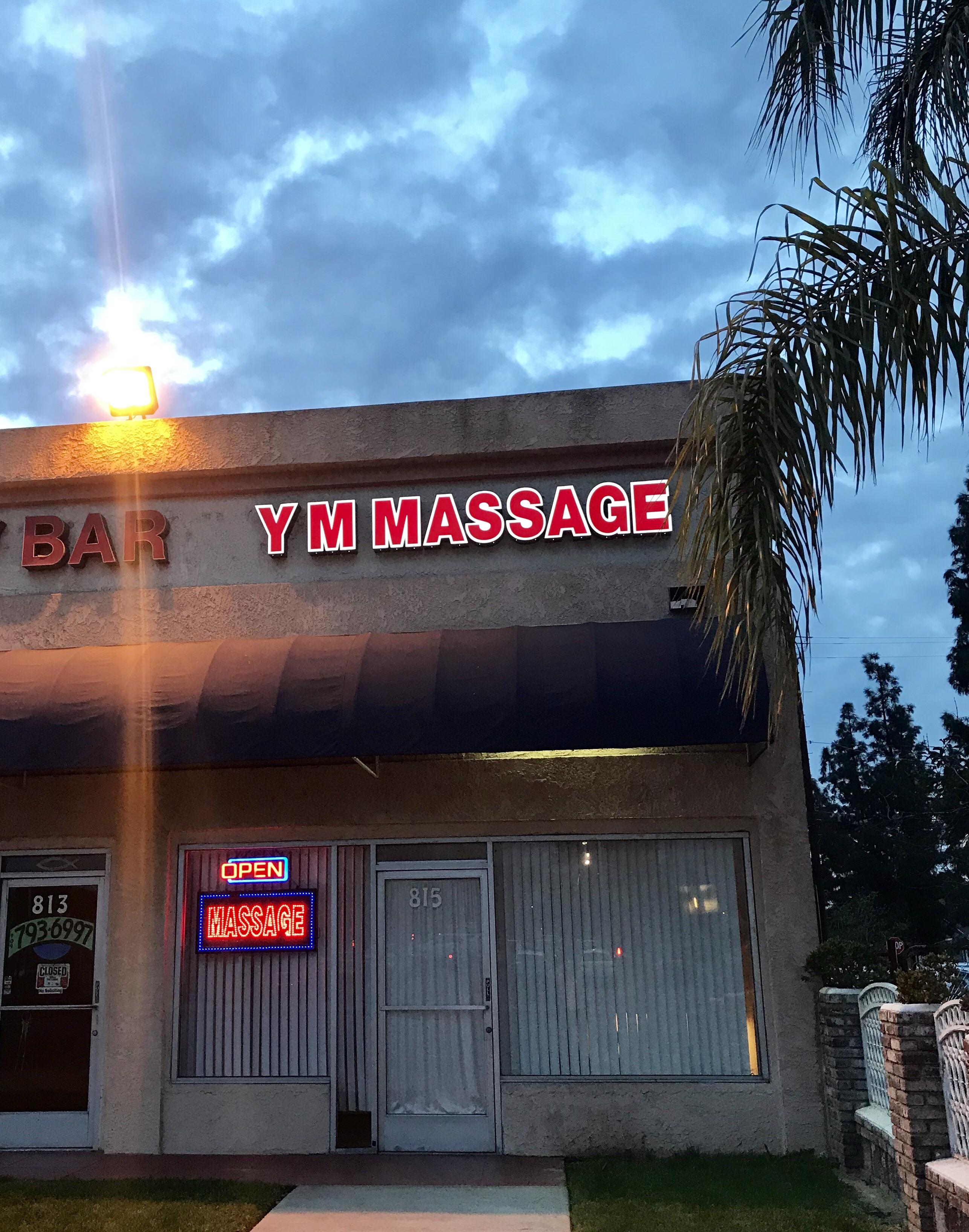 The local “Handy Store” p r/pics