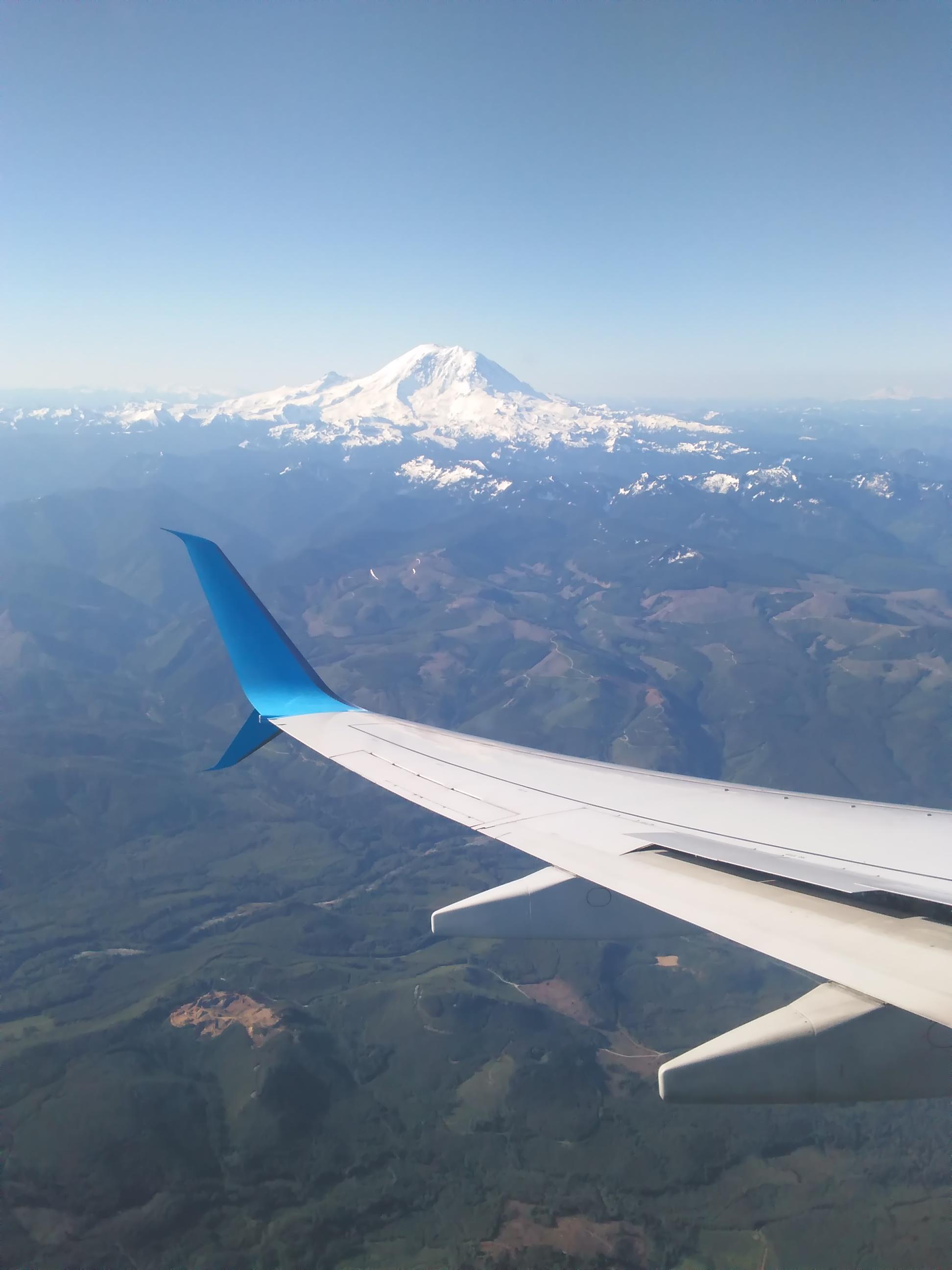 Flying into Seattle r/pics
