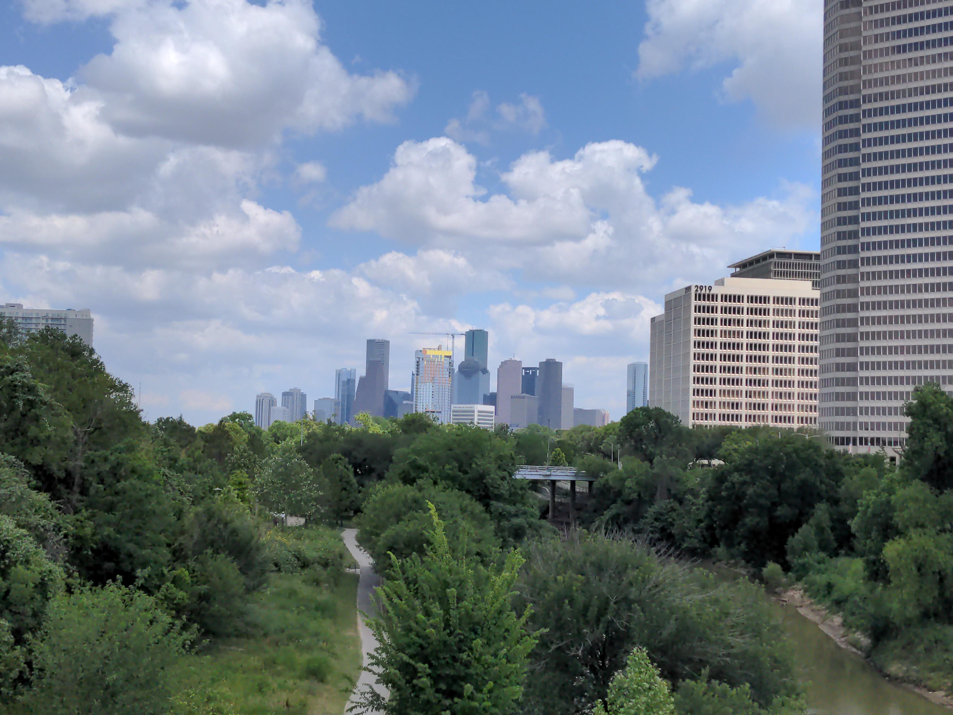 Houston, TX (from Buffalo Bayou Park) CityPorn