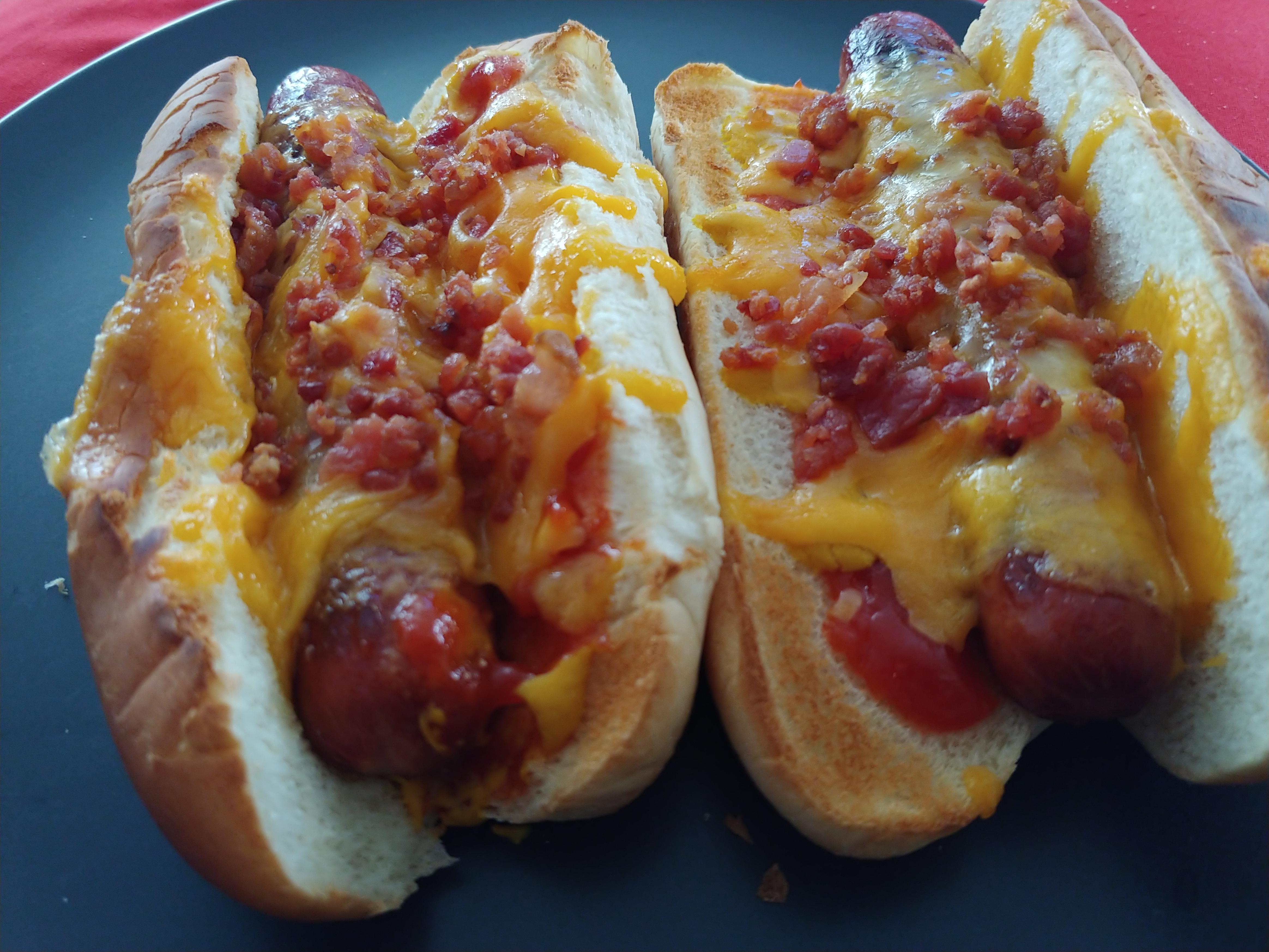 Cheddar bacon dogs r/hotdogs