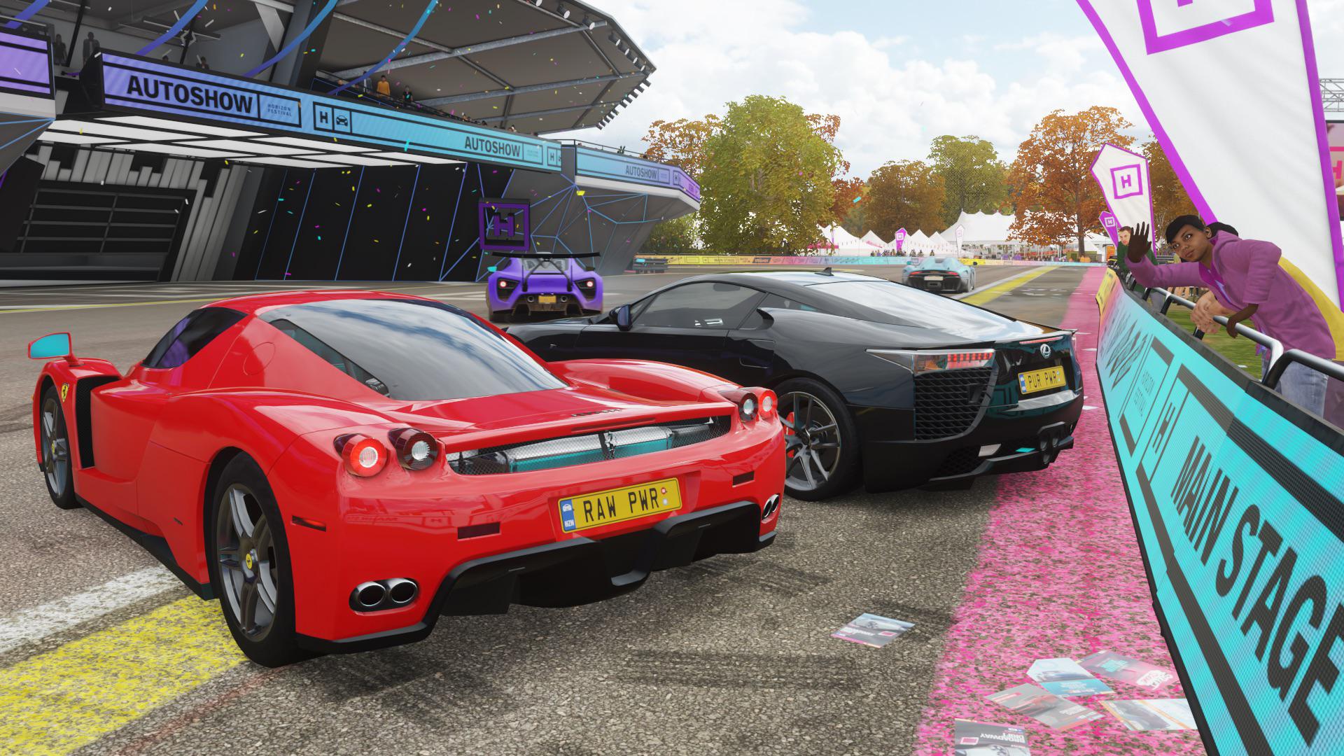 Joined a car meet in FH4 today. Turns out the guy in the LFA beside my