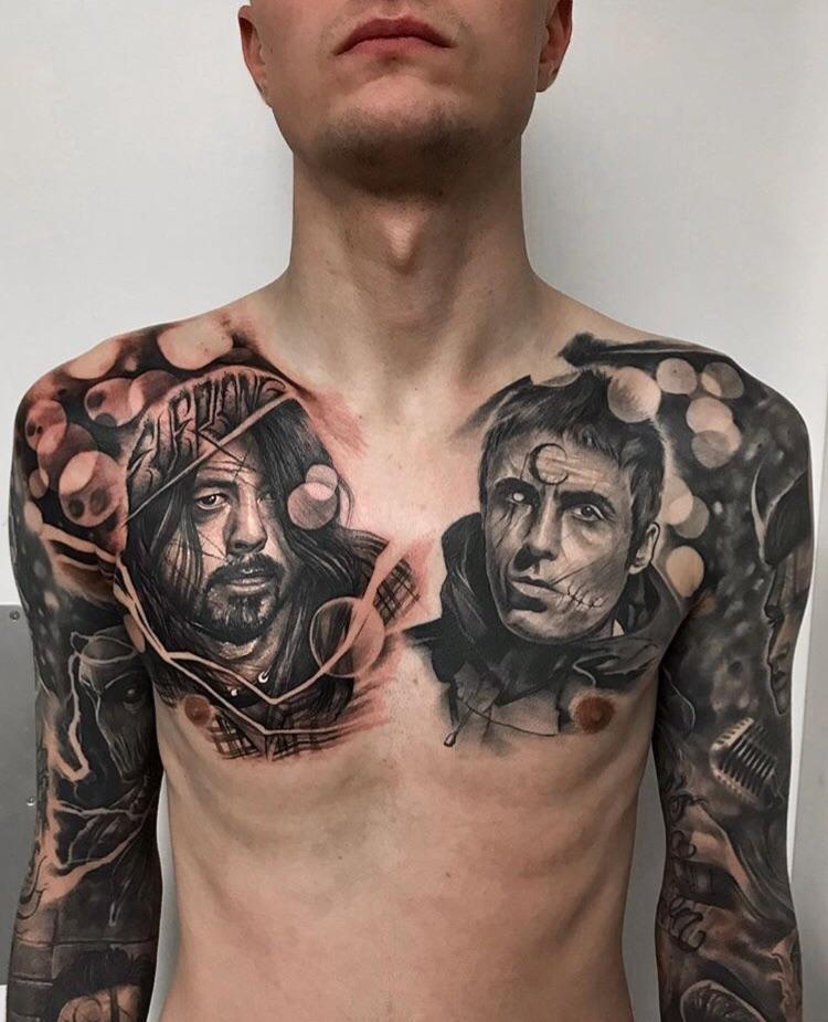 Found in r/foofighters. Looks like Liam is a zombie. oasis
