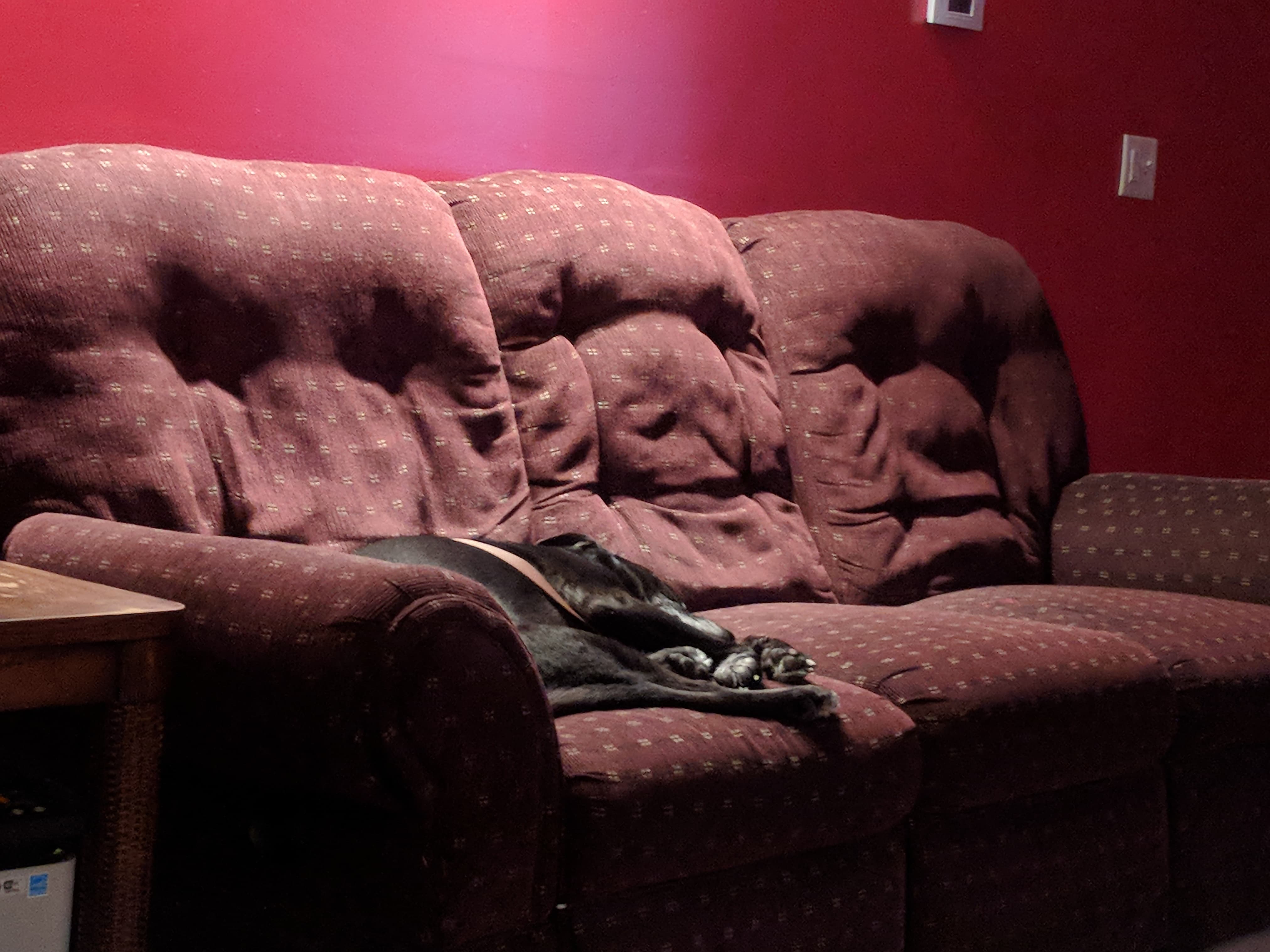 The creepy faces the cushions make in this couch, is truly the stuff of