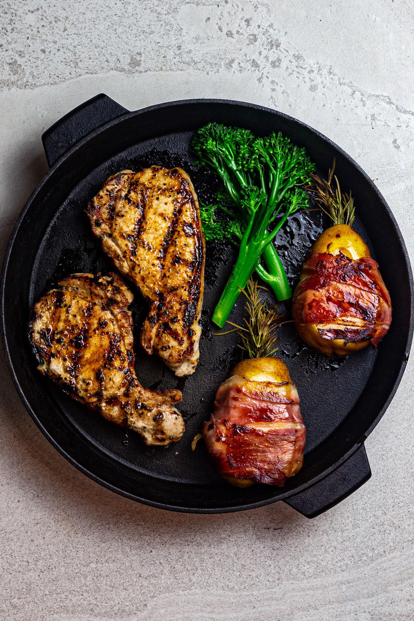 [Homemade] Charcoal Grilled Pork Loin Chops with Prosciutto Wrapped Pears and Broccolini r/food