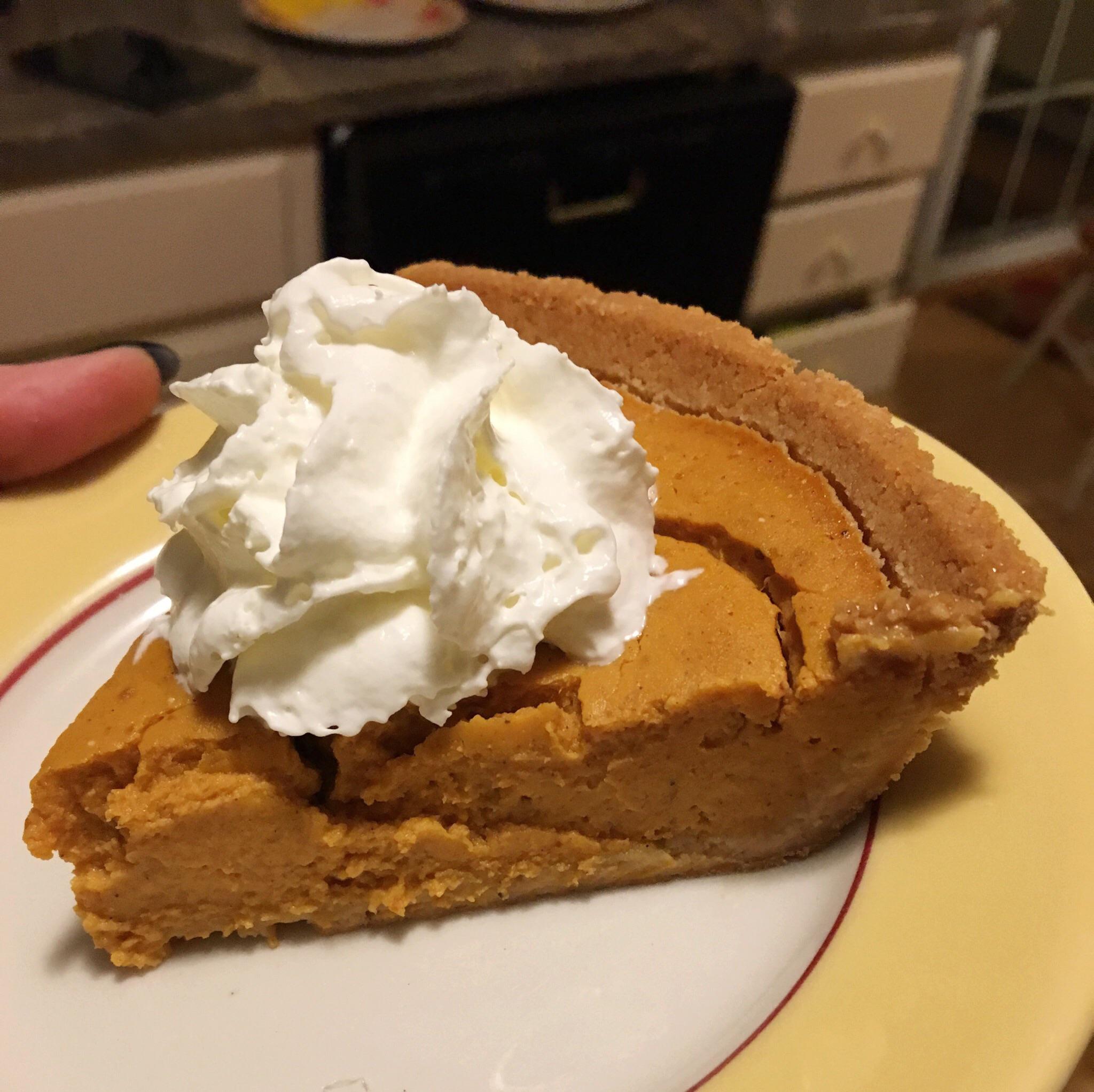 Low calorie pumpkin pie experiment came out great! 143