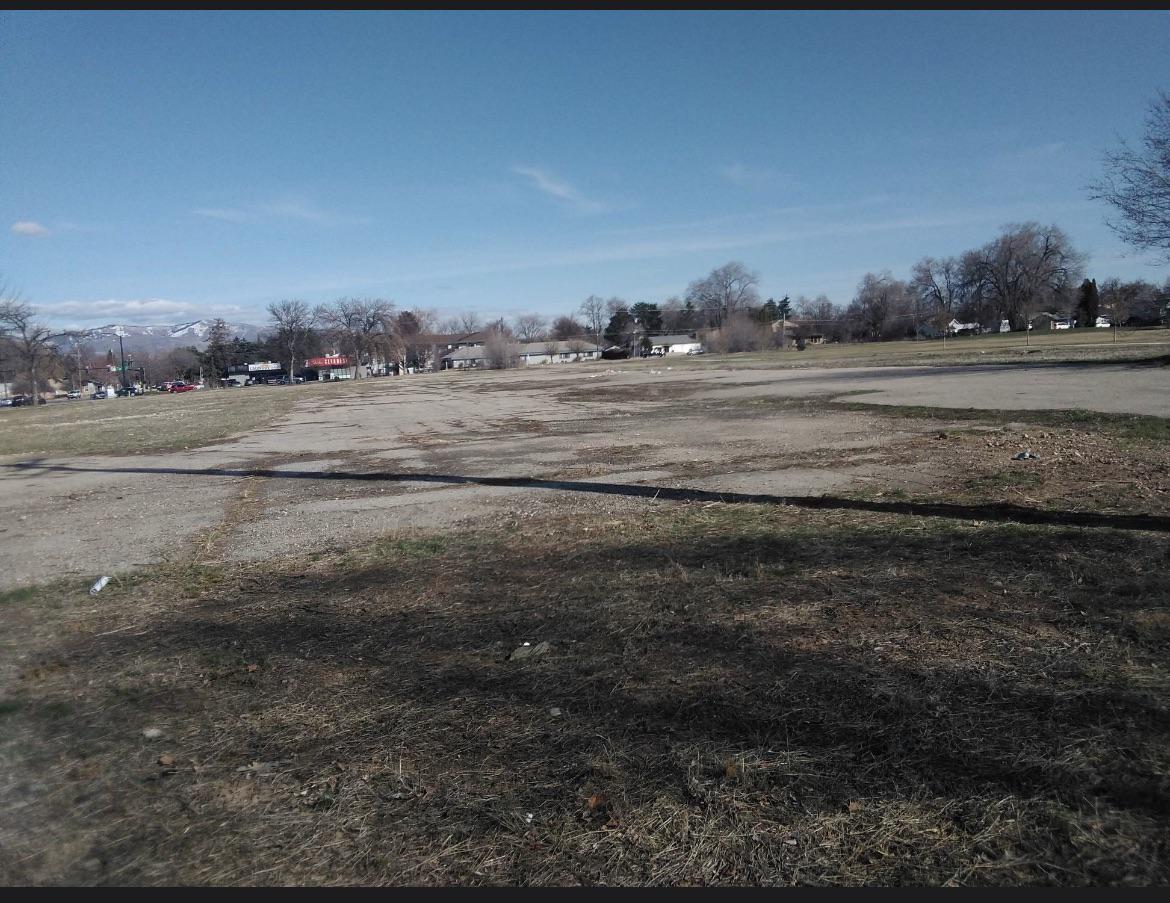 [Round 98282] What mountain time zone street was my friend standing on