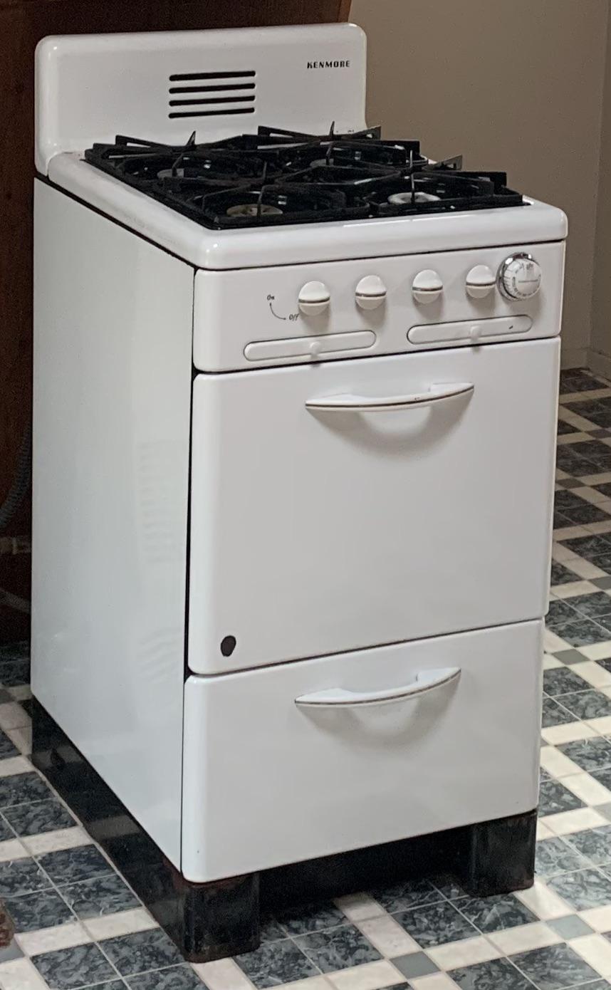Looking for more information about this 20” vintage Kenmore stove. It