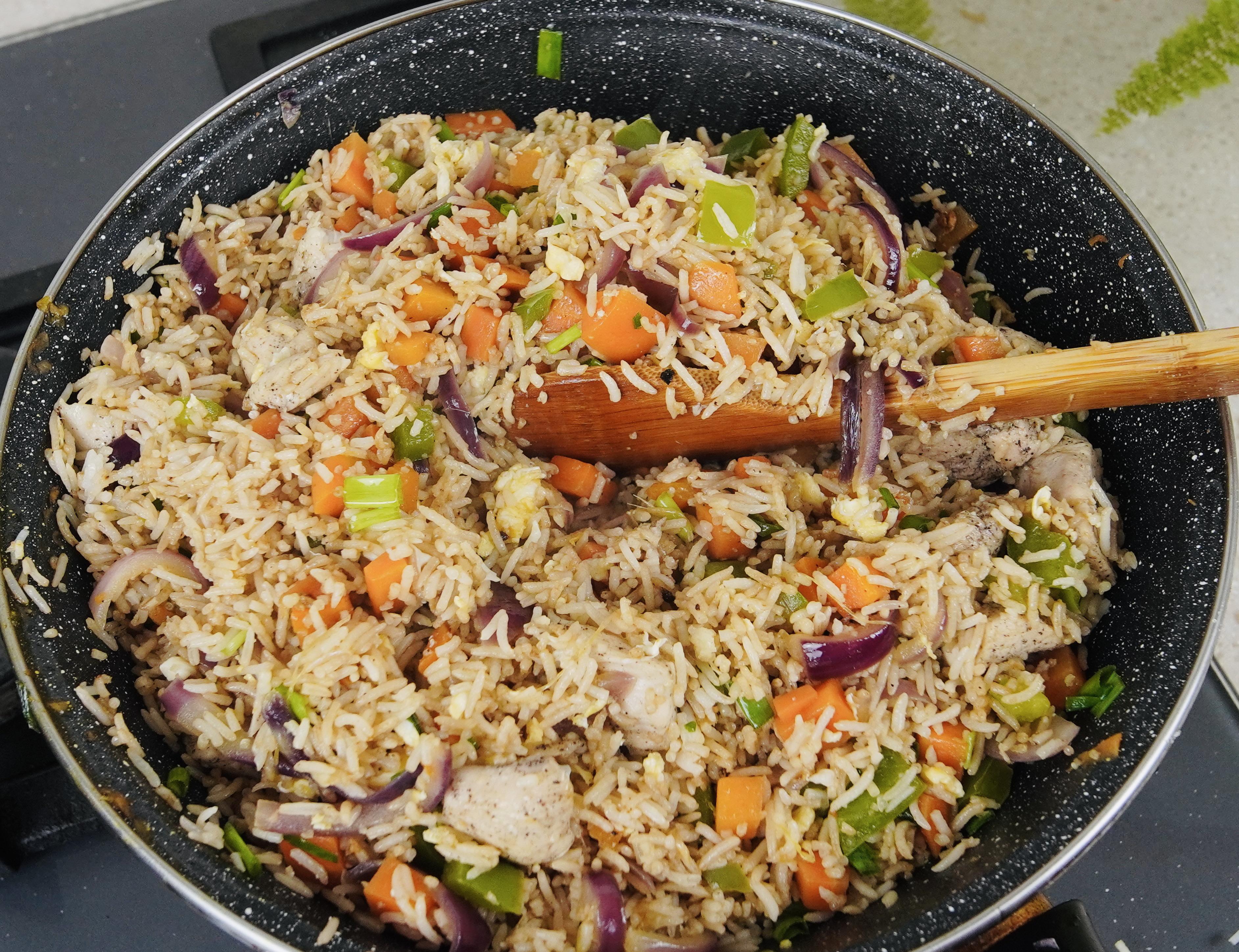Ghana Fried Rice r/recipes