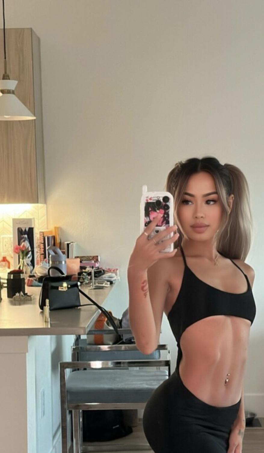 show me my place : WMAF_Raceplay