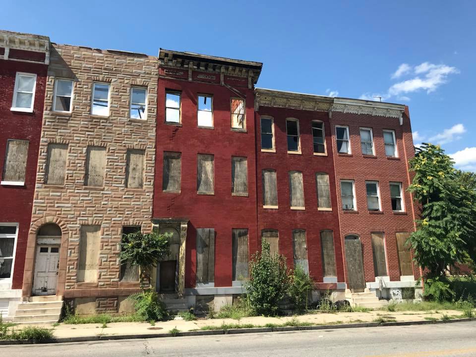 Abandoned rowhouses in Baltimore, Maryland r/UrbanHell