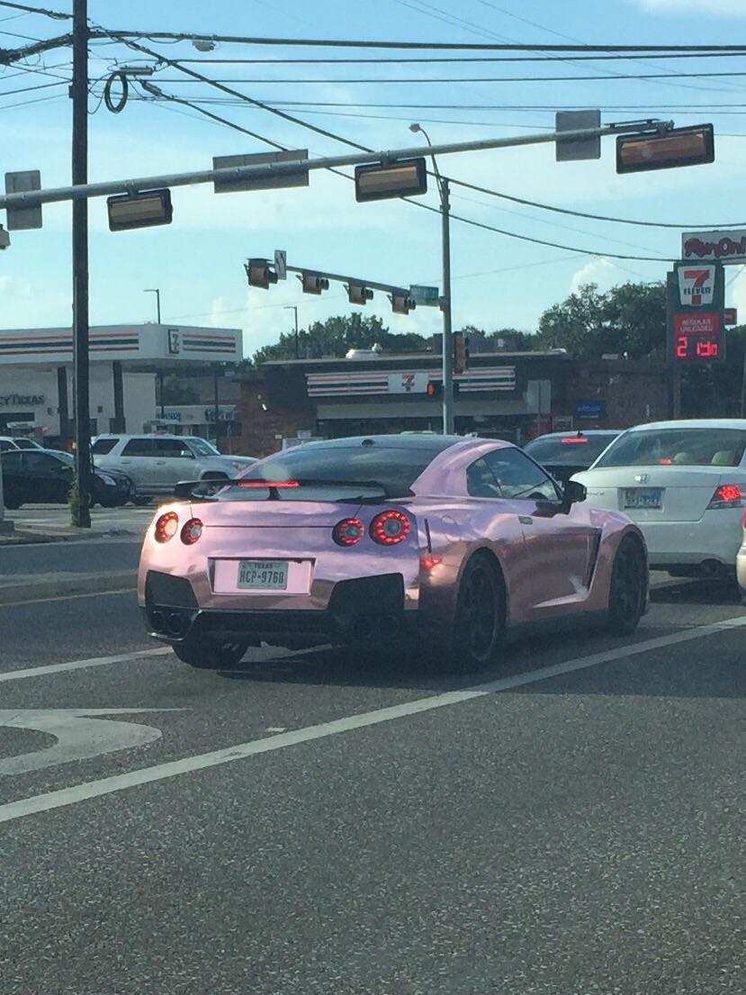 Pink metallic car r/mildlyinteresting
