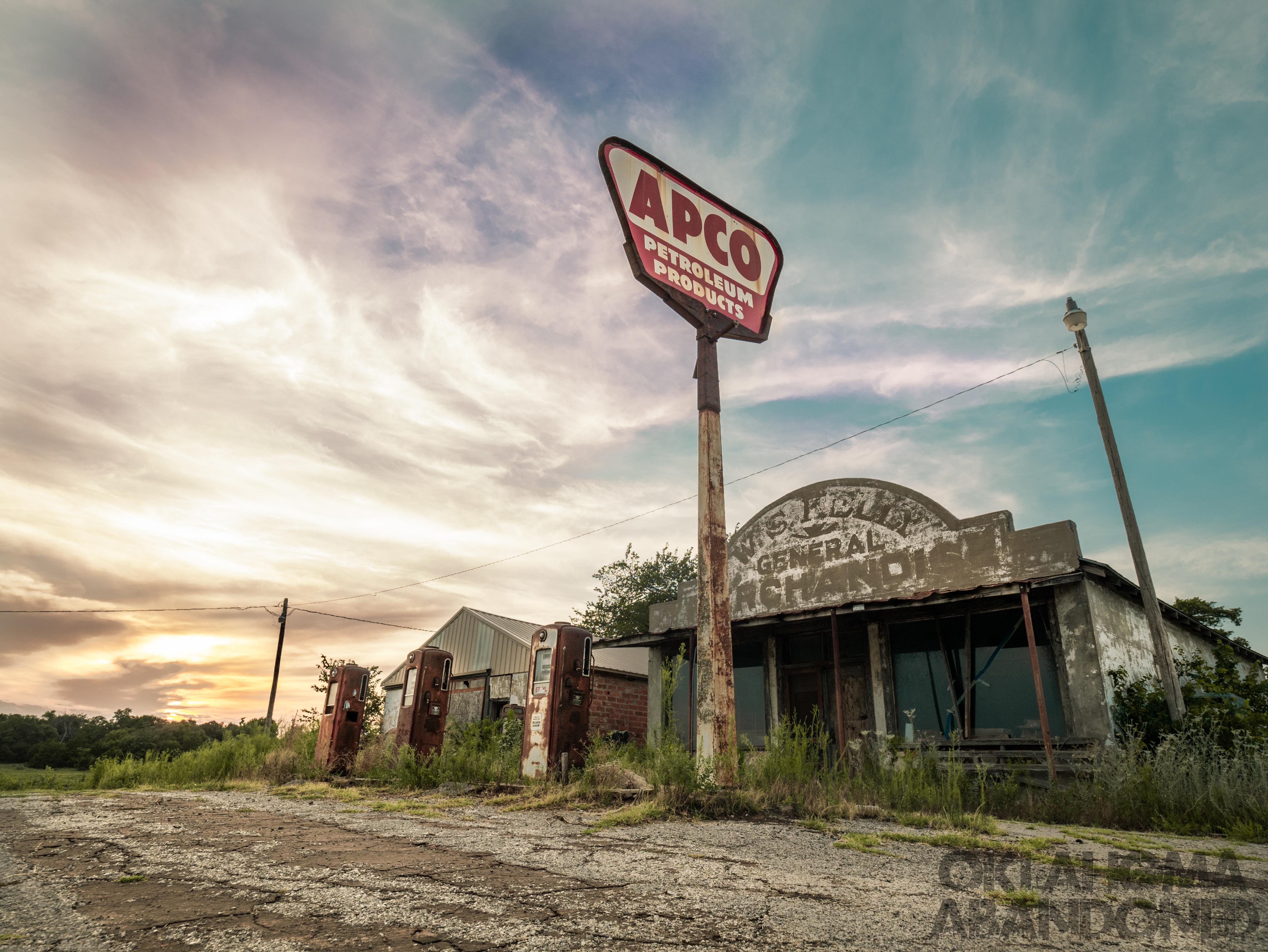 The legend of Cogar, Oklahoma and the W.S. Kelly Gas Station and