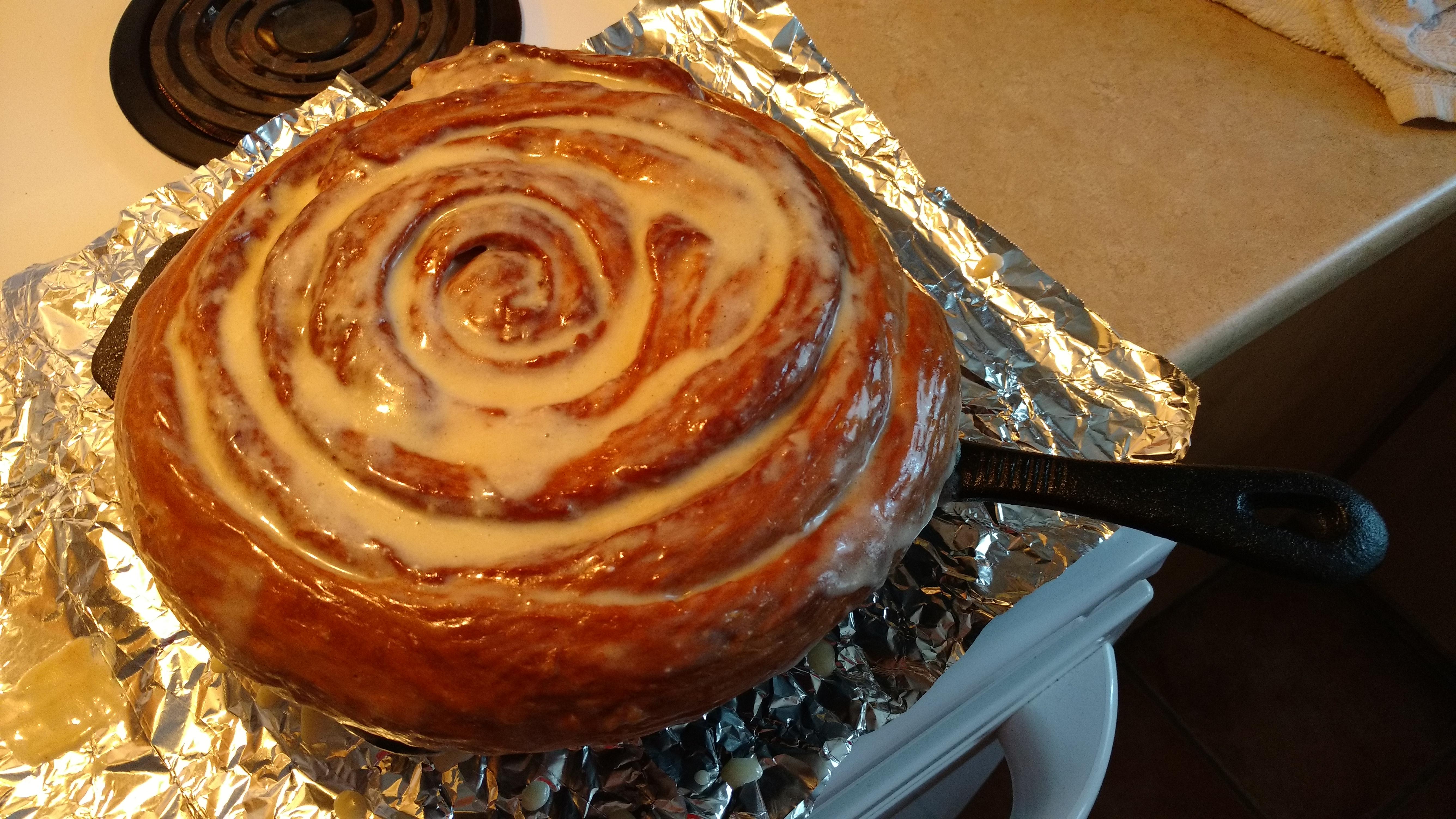Cast Iron in a Monster Cinnamon Roll r/castiron