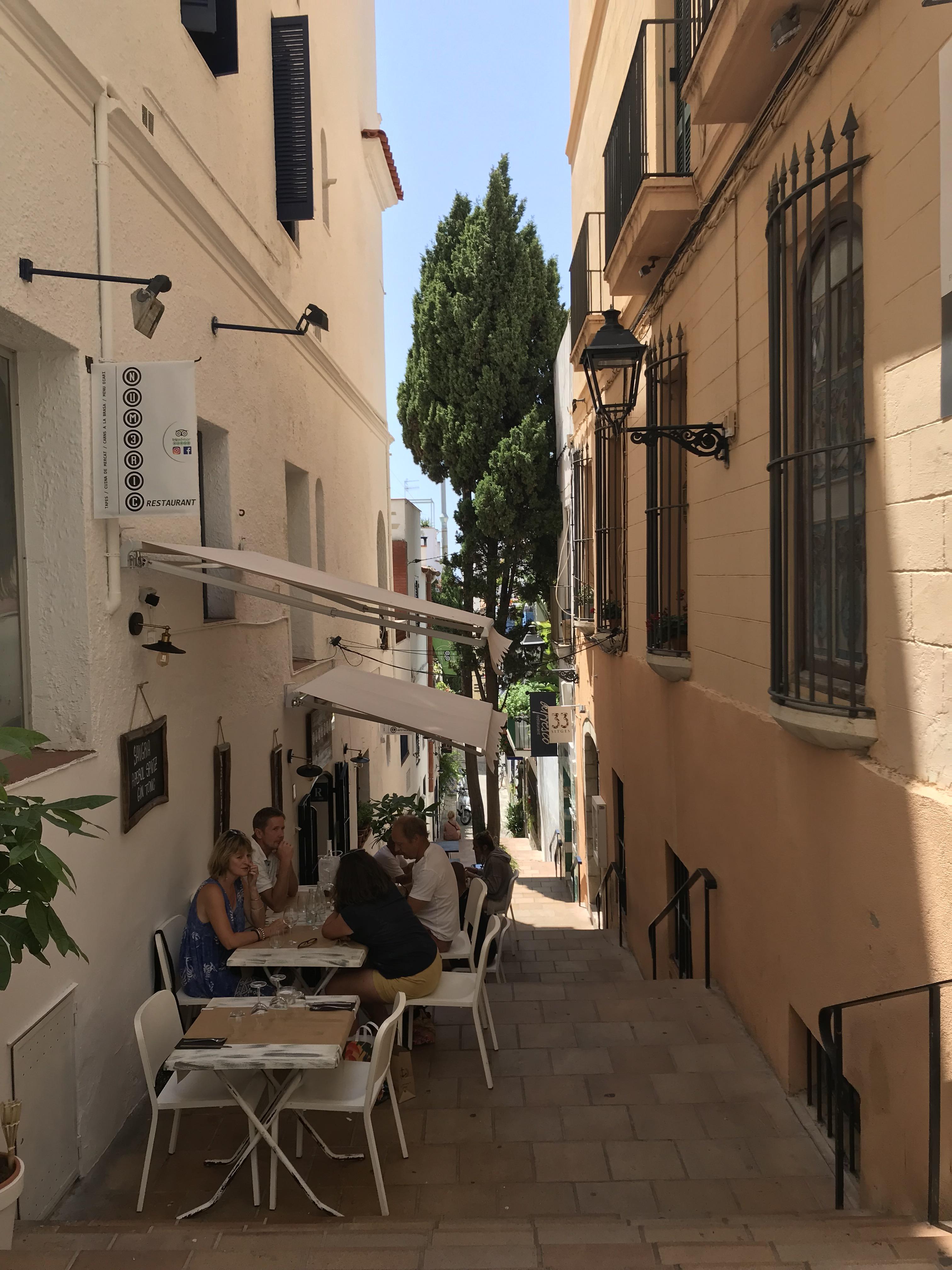 This restaurant in Sitges, Spain. r/CozyPlaces