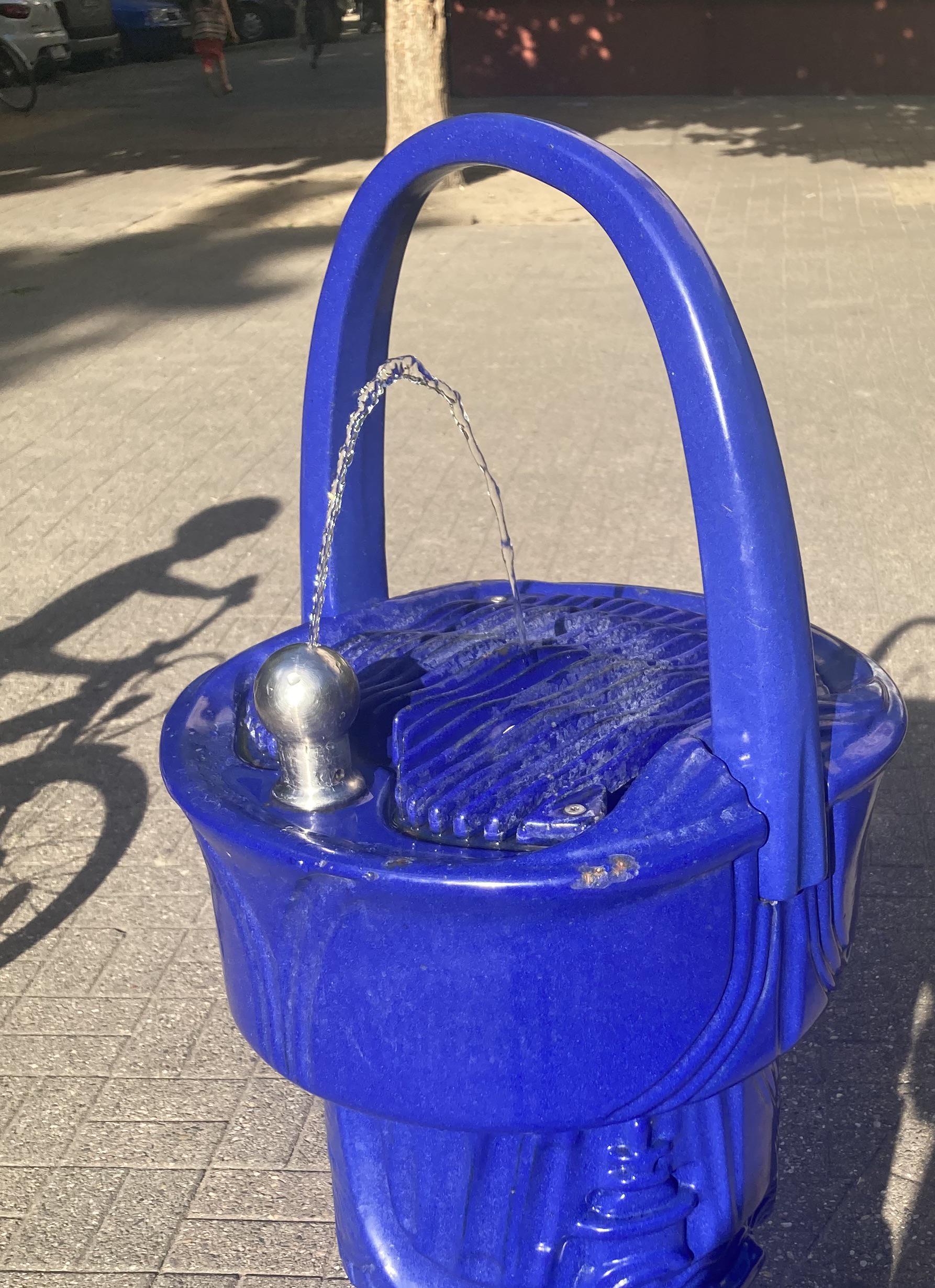 I love these drinking water fountains in Germany! Why are they running