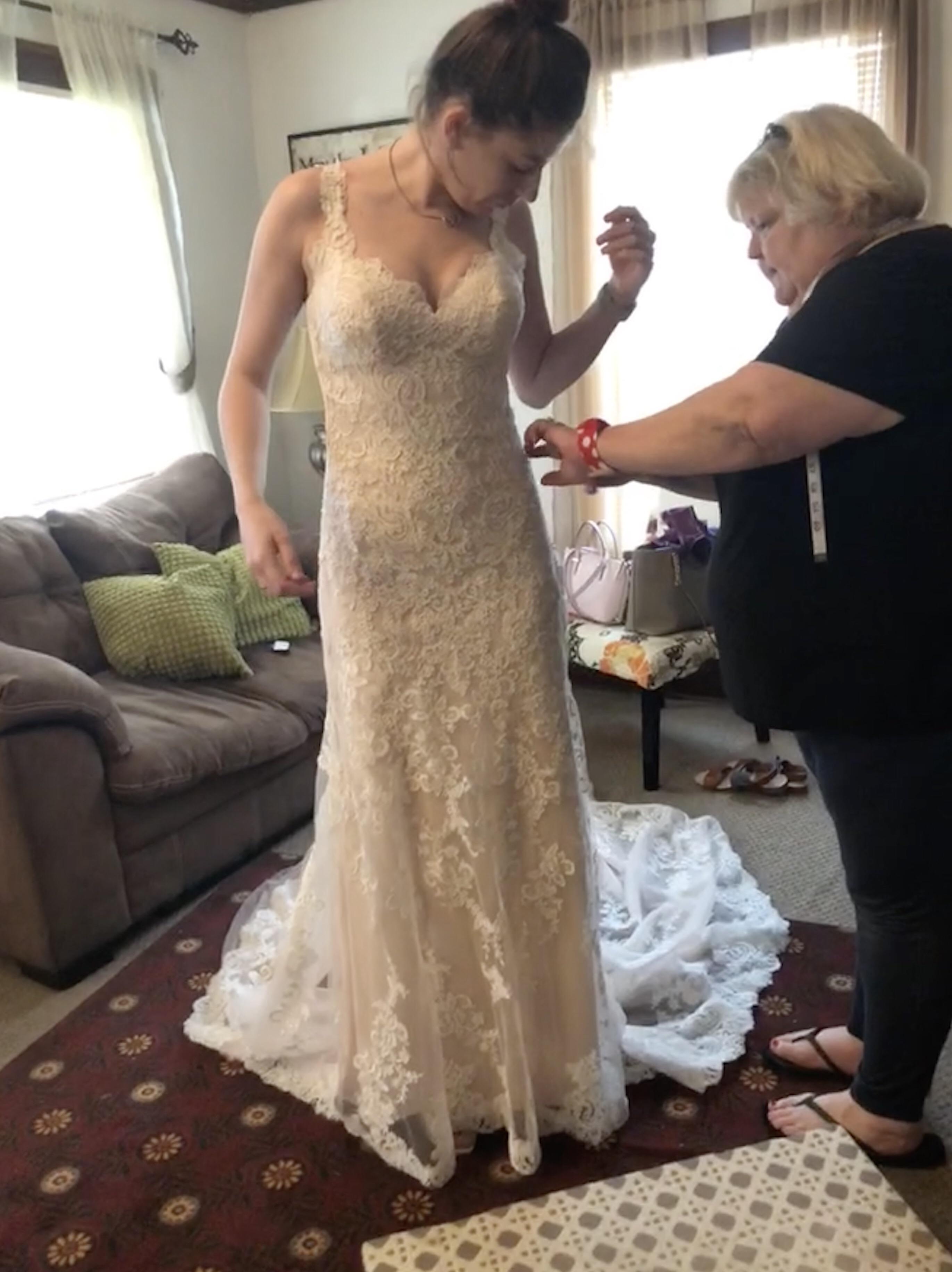 Got my dress altered and it fits like a dream 😍 do I need a belt to