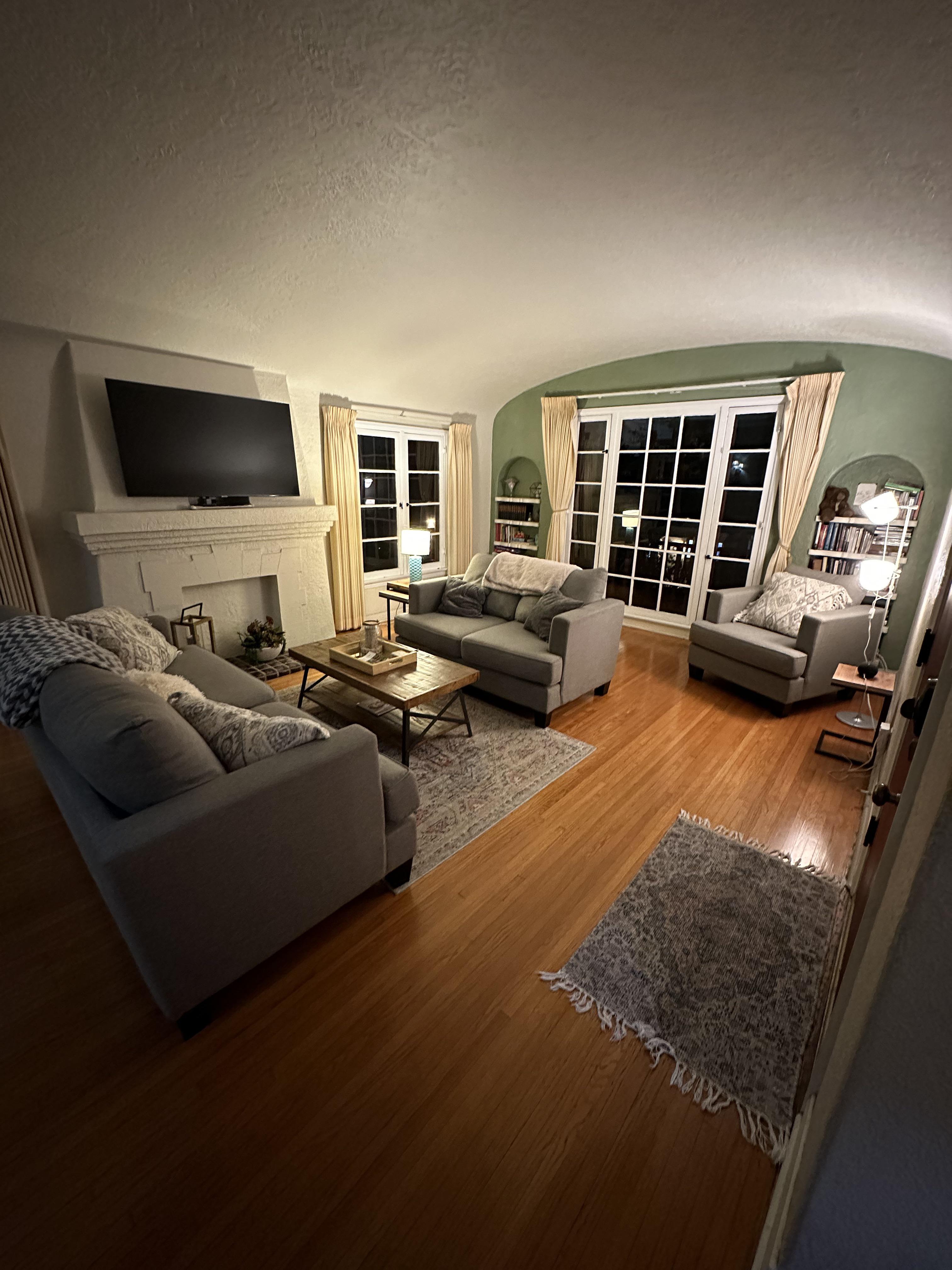 Living room. Long Beach, CA r/AmateurRoomPorn