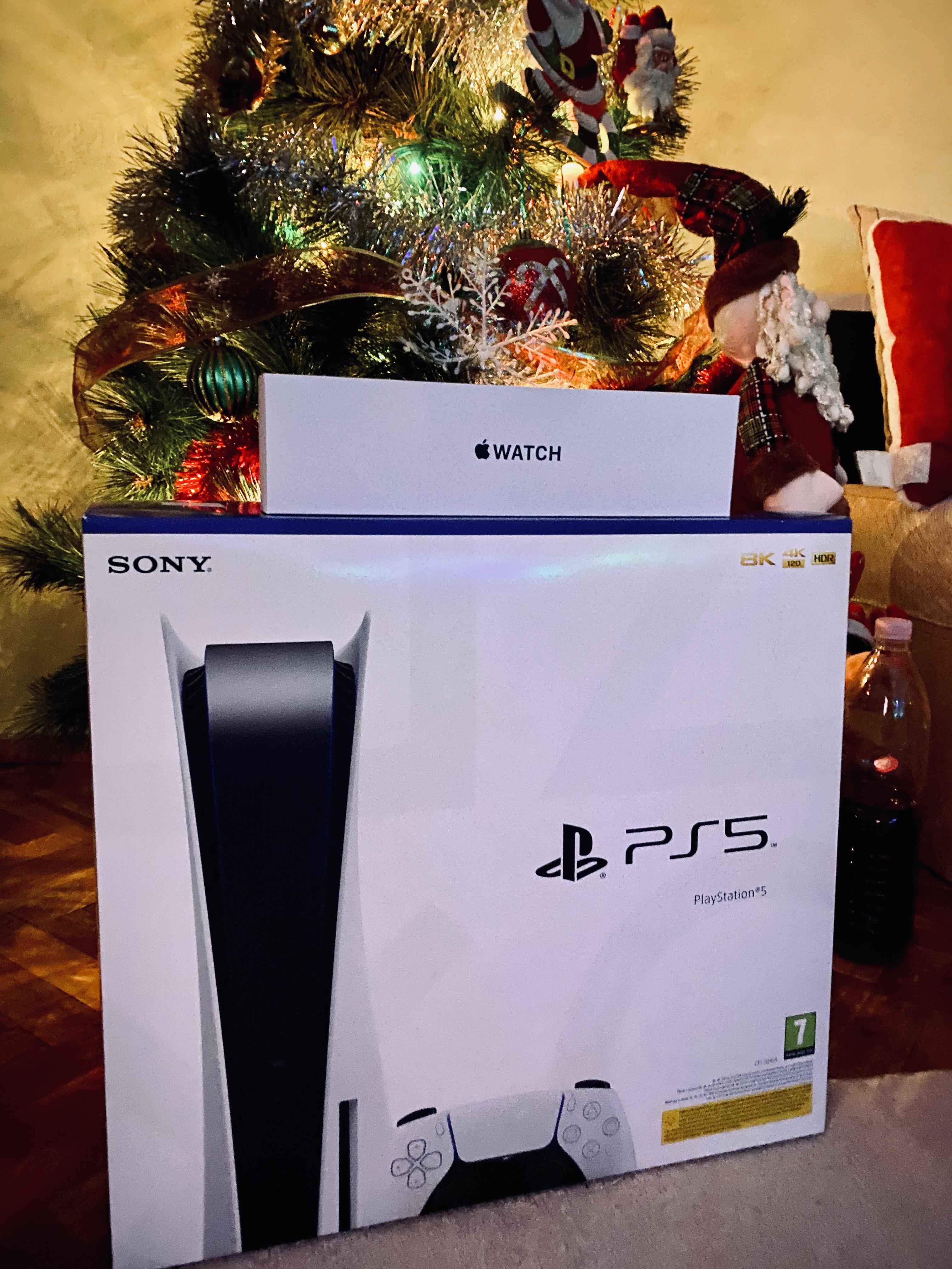 Added the new AW SE and a PS5 under the Christmas tree. Merry Christmas