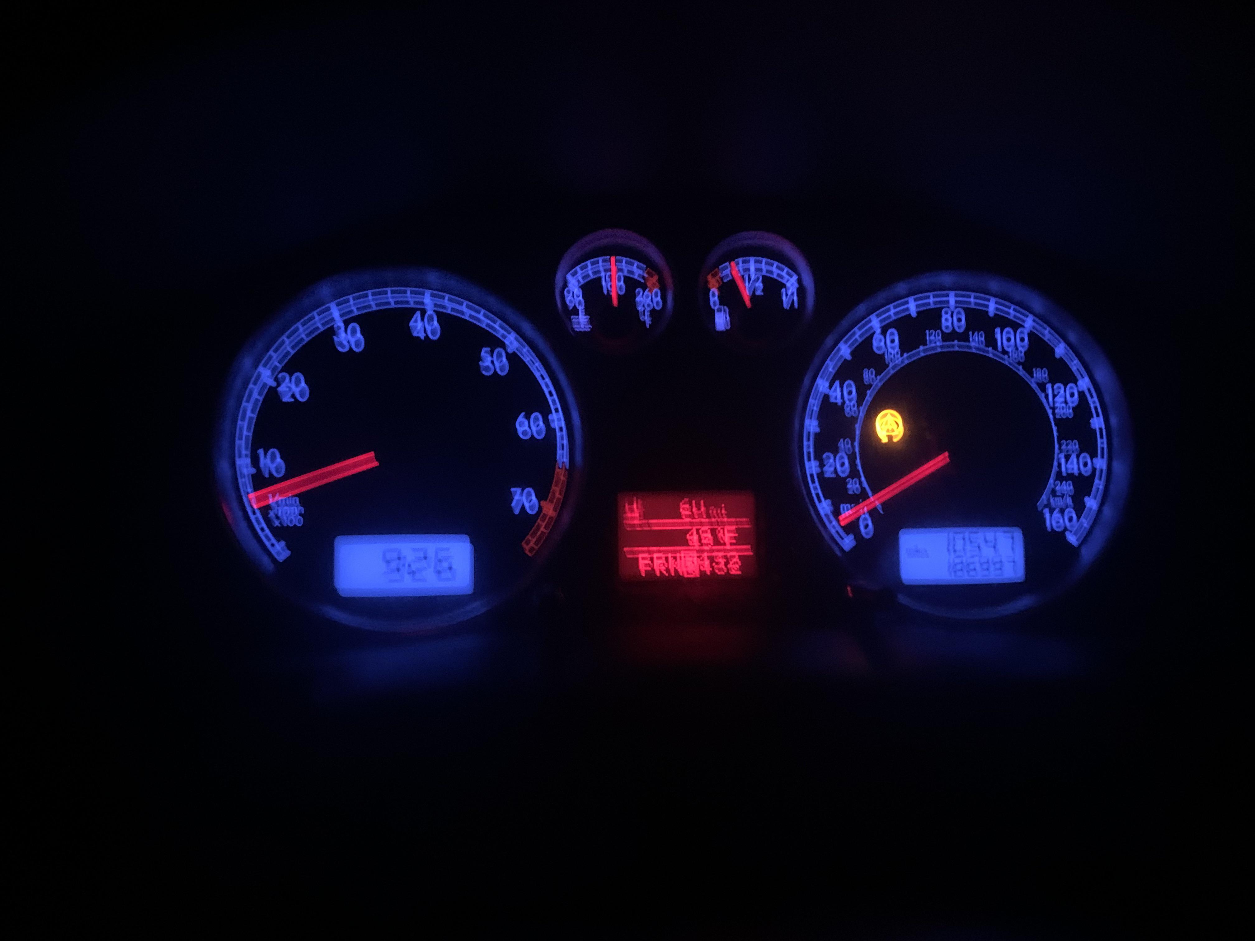 Warning light ??? What is this light please : r/passat