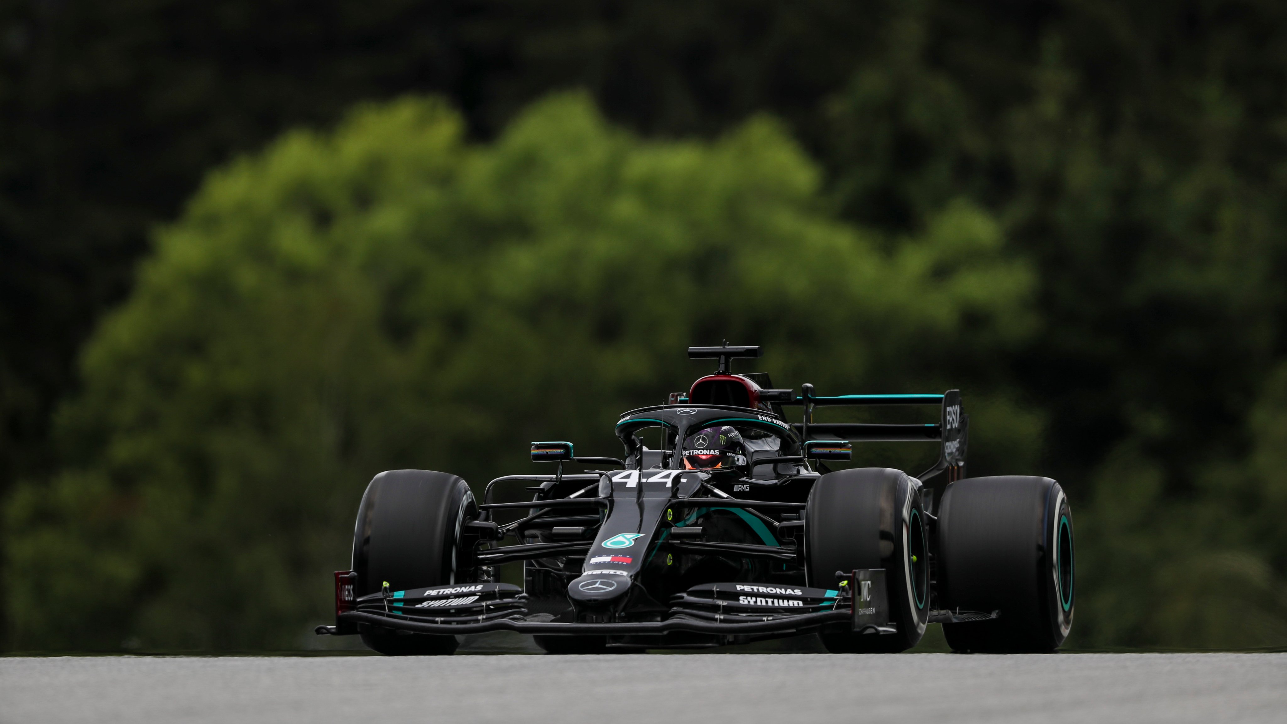 Lewis Hamilton (Mercedes W11), 2020 Austrian GP [4096x2304] r/F1Porn