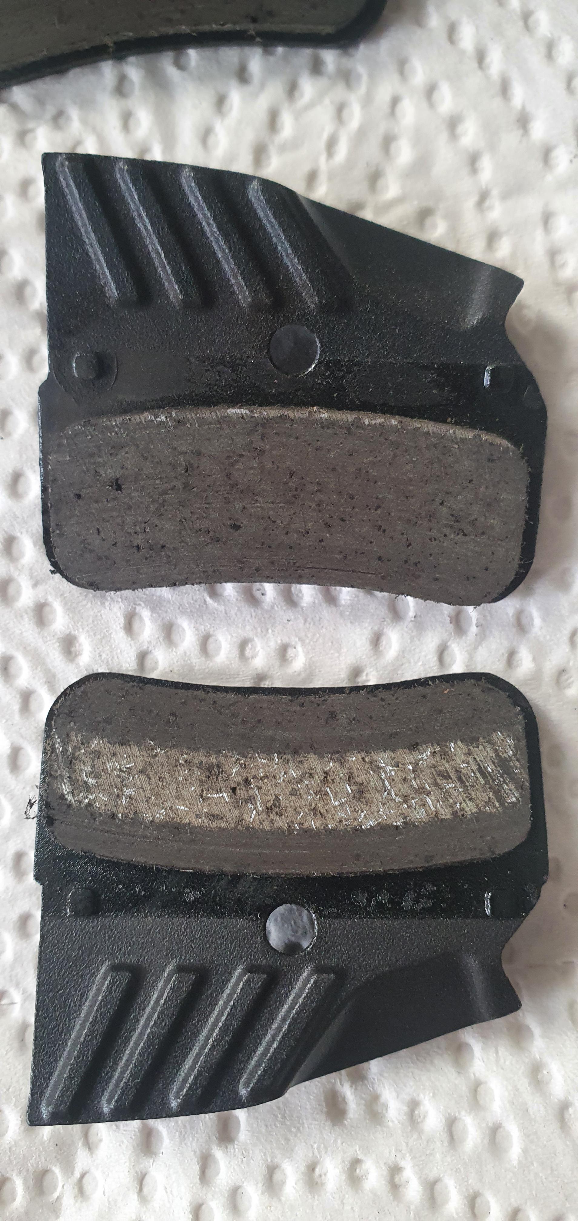 Are these brake-pads contaminated? : r/bikewrench