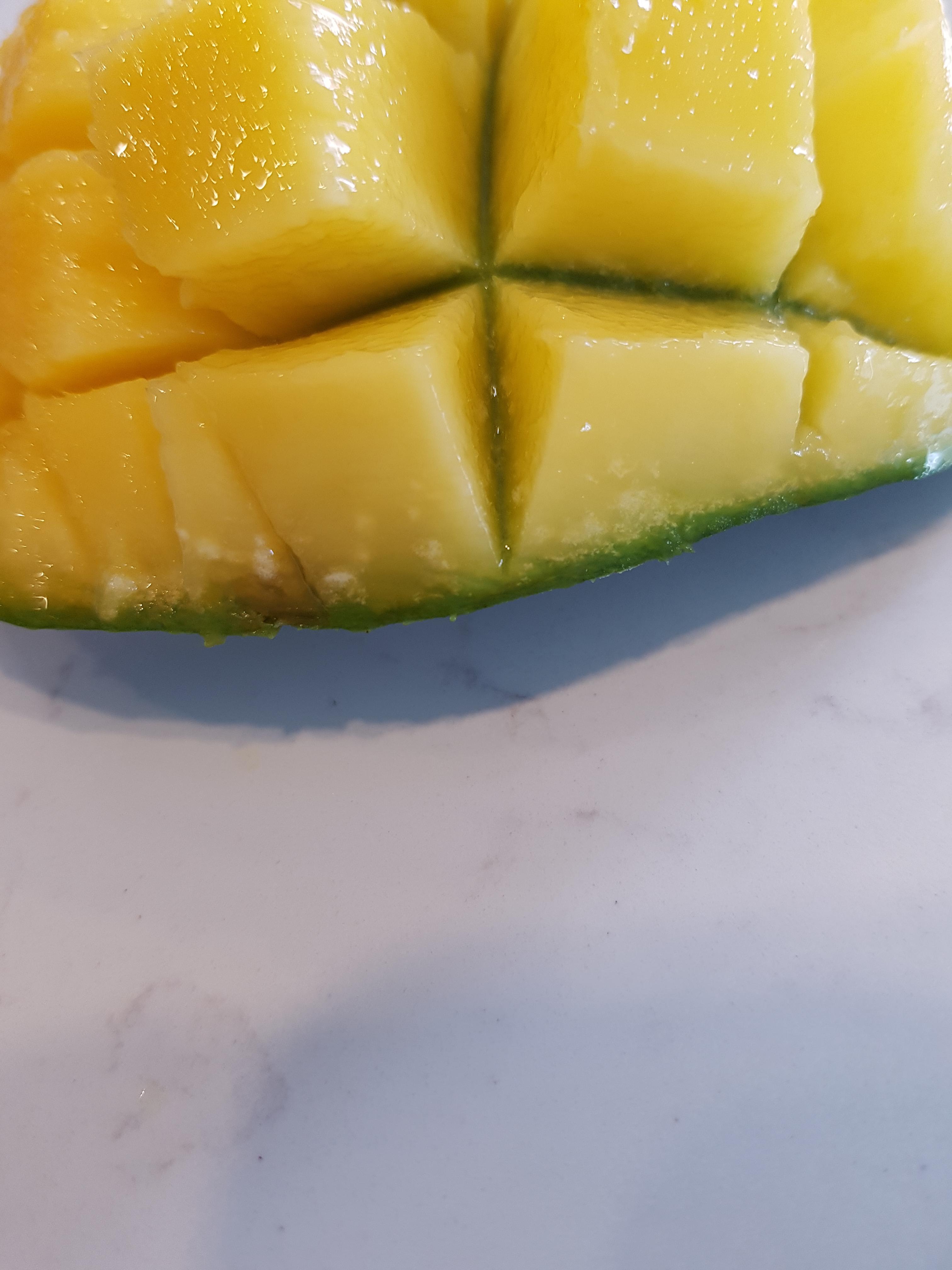 Is this mold in my mango? r/fruit