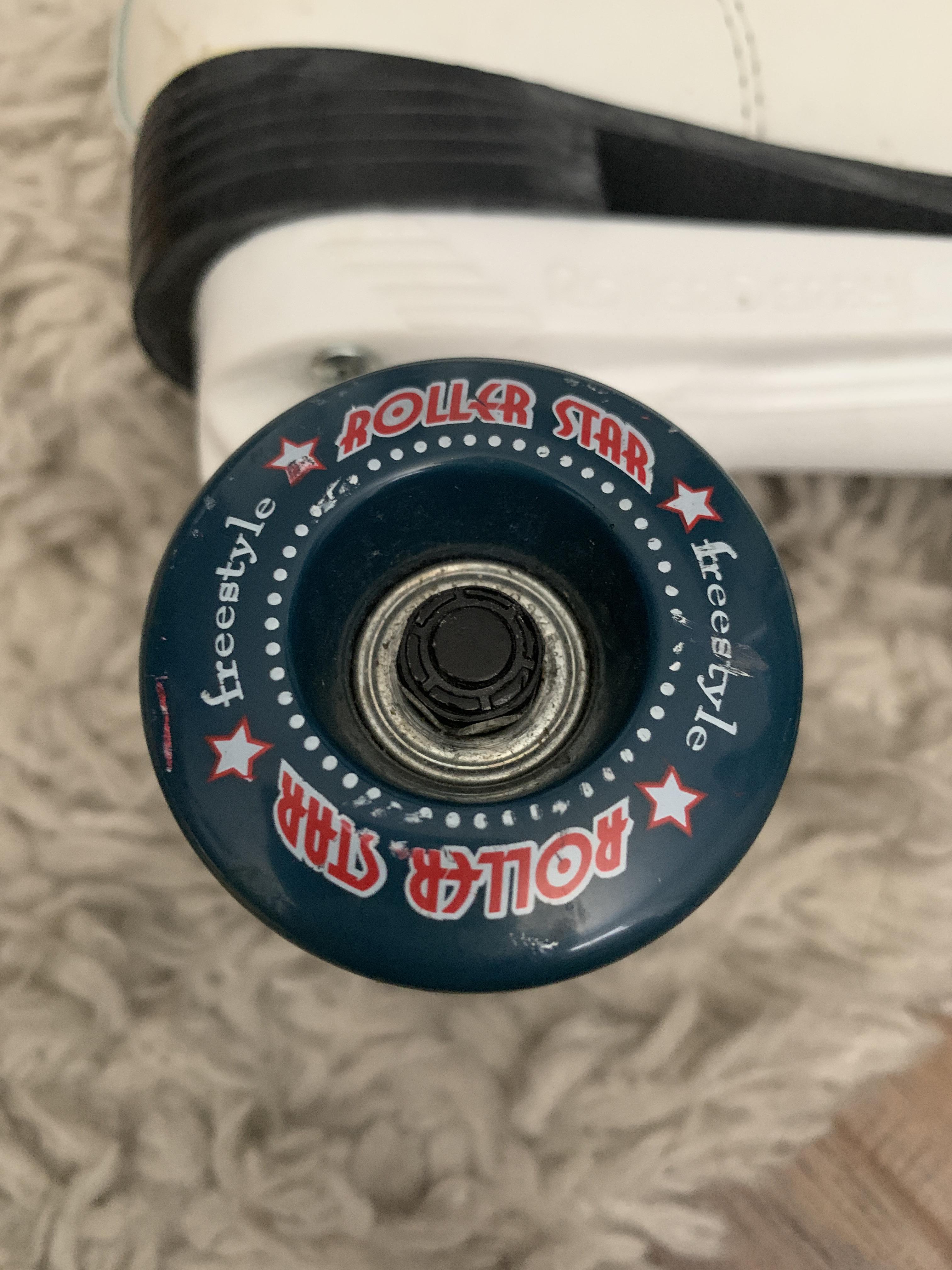 Help! Need help adjusting wheels.. Skate tools not working r/rollerskate