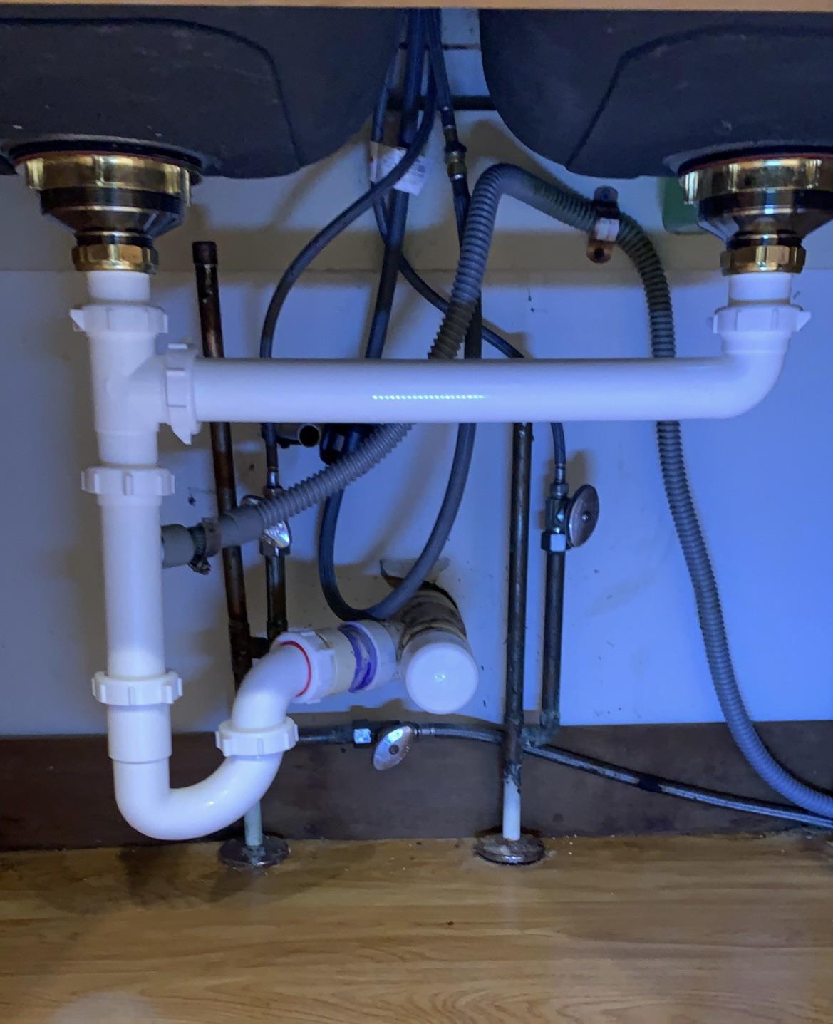 HelpKitchen sink draining slowly r/Plumbing